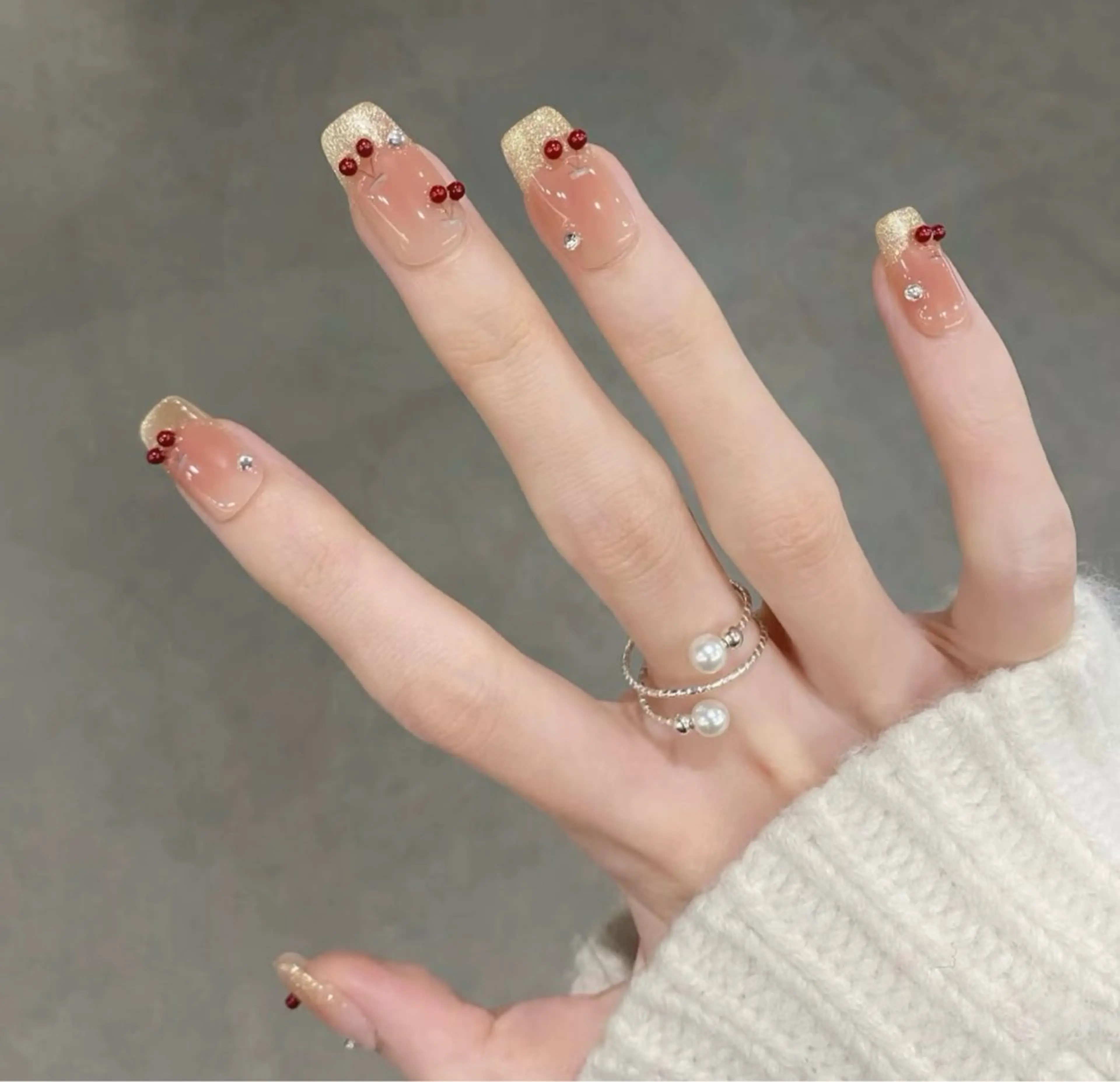 ネイル シンプルネイル ストーンネイル ハンドネイル Maylie Nail所属・キイ サロンのネイルデザイン