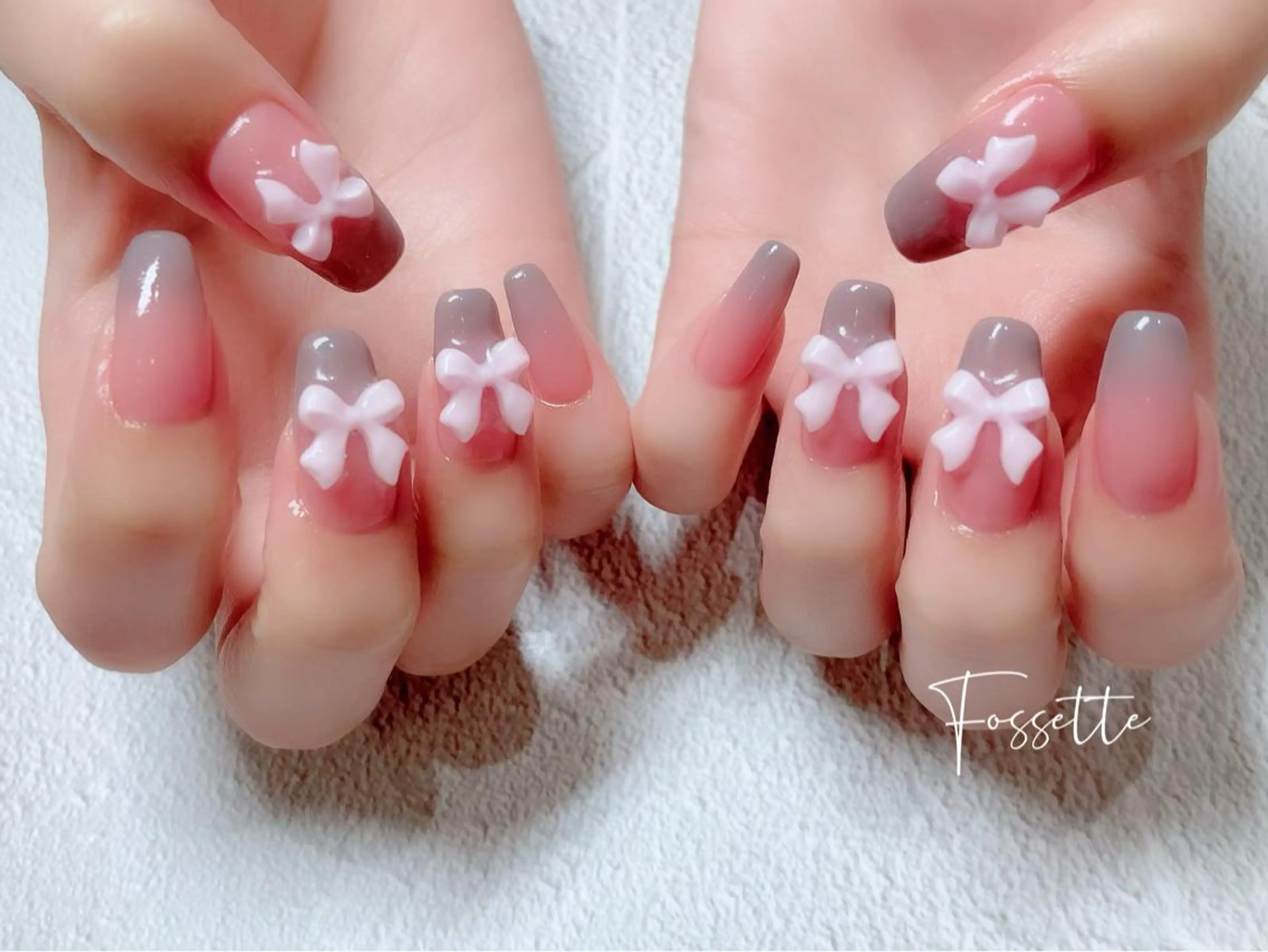 ネイル グラデーション 韓国ネイル ピンク リボン nailsalon Fossetteのネイルデザイン