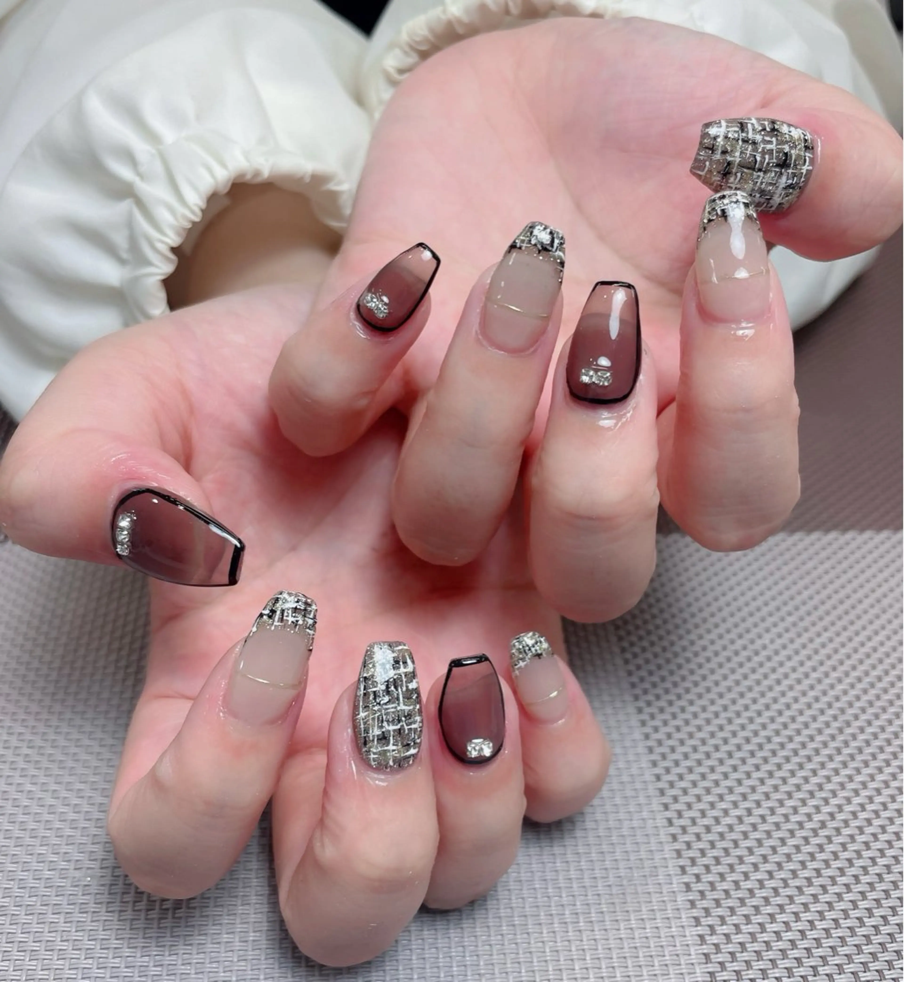 ネイル ブラウン ツイードネイル 冬ネイル ハンドネイル 中野駅から2分 MEO NAILのネイルデザイン