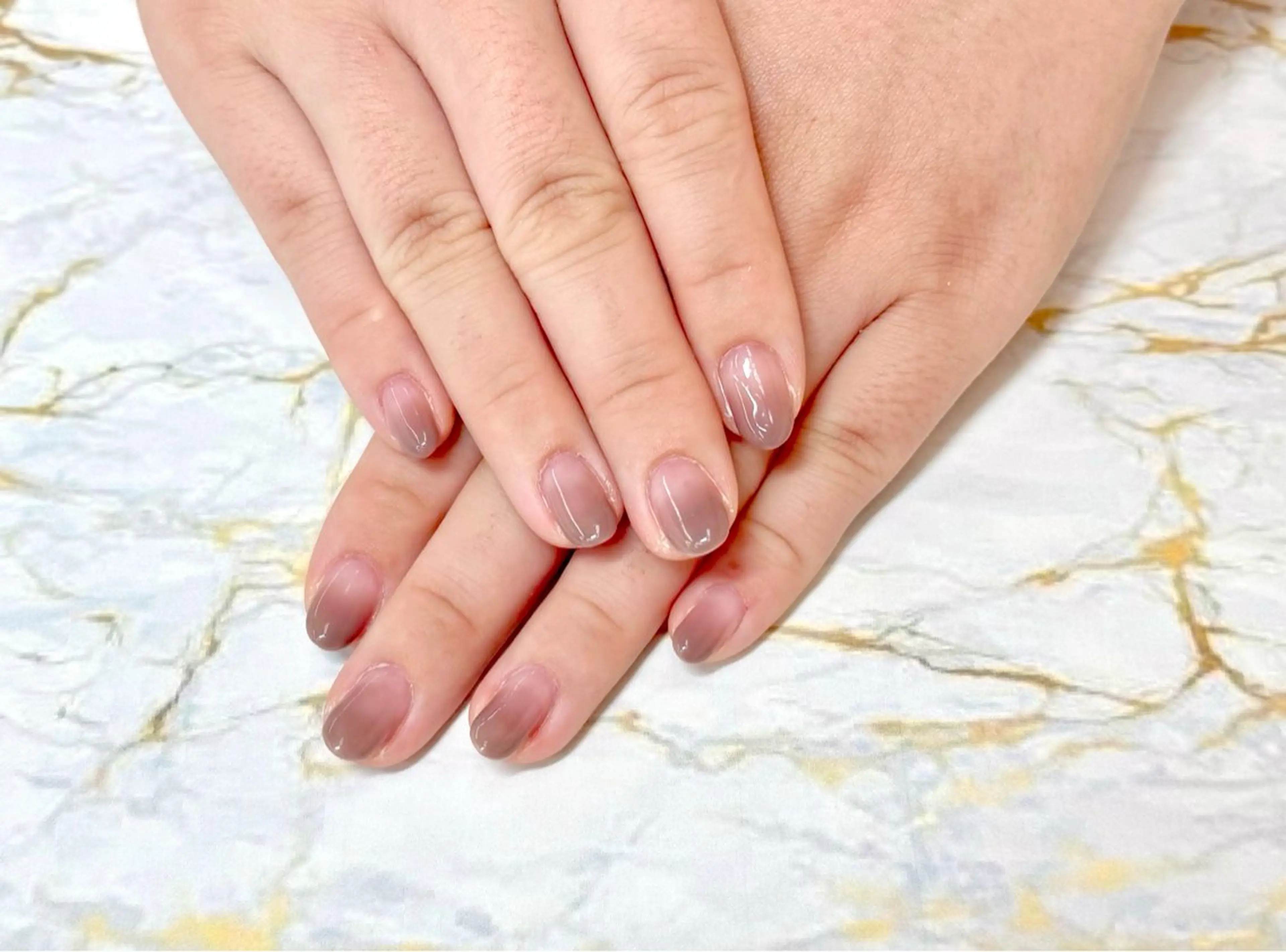 ネイル グラデーション Luz de Amberのネイルデザイン