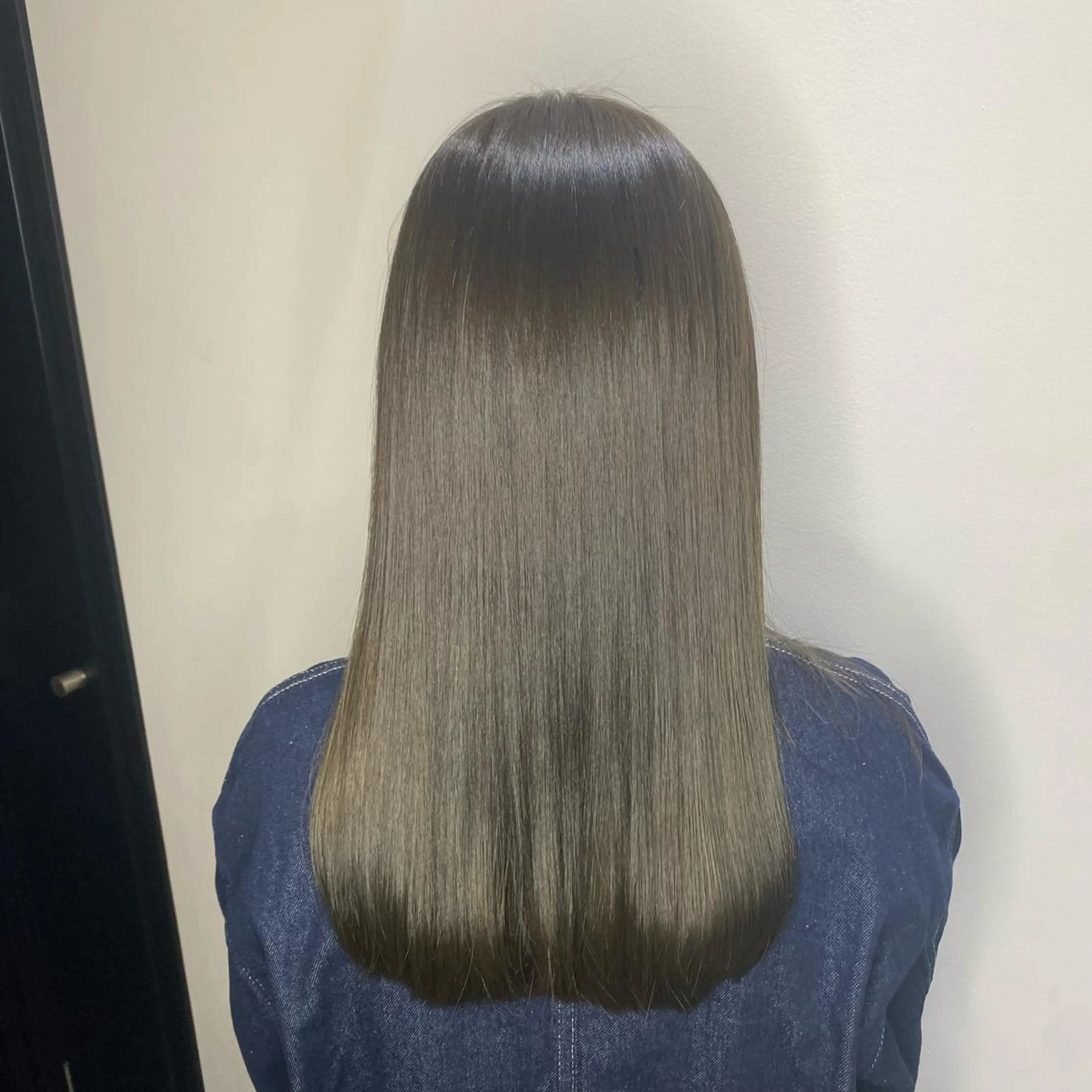 🌱ブリーチなしダブルカラー+Aujuaトリートメント🍀　ブリーチなしでも明るく抜け感のあるカラーを目指します🐉の写真