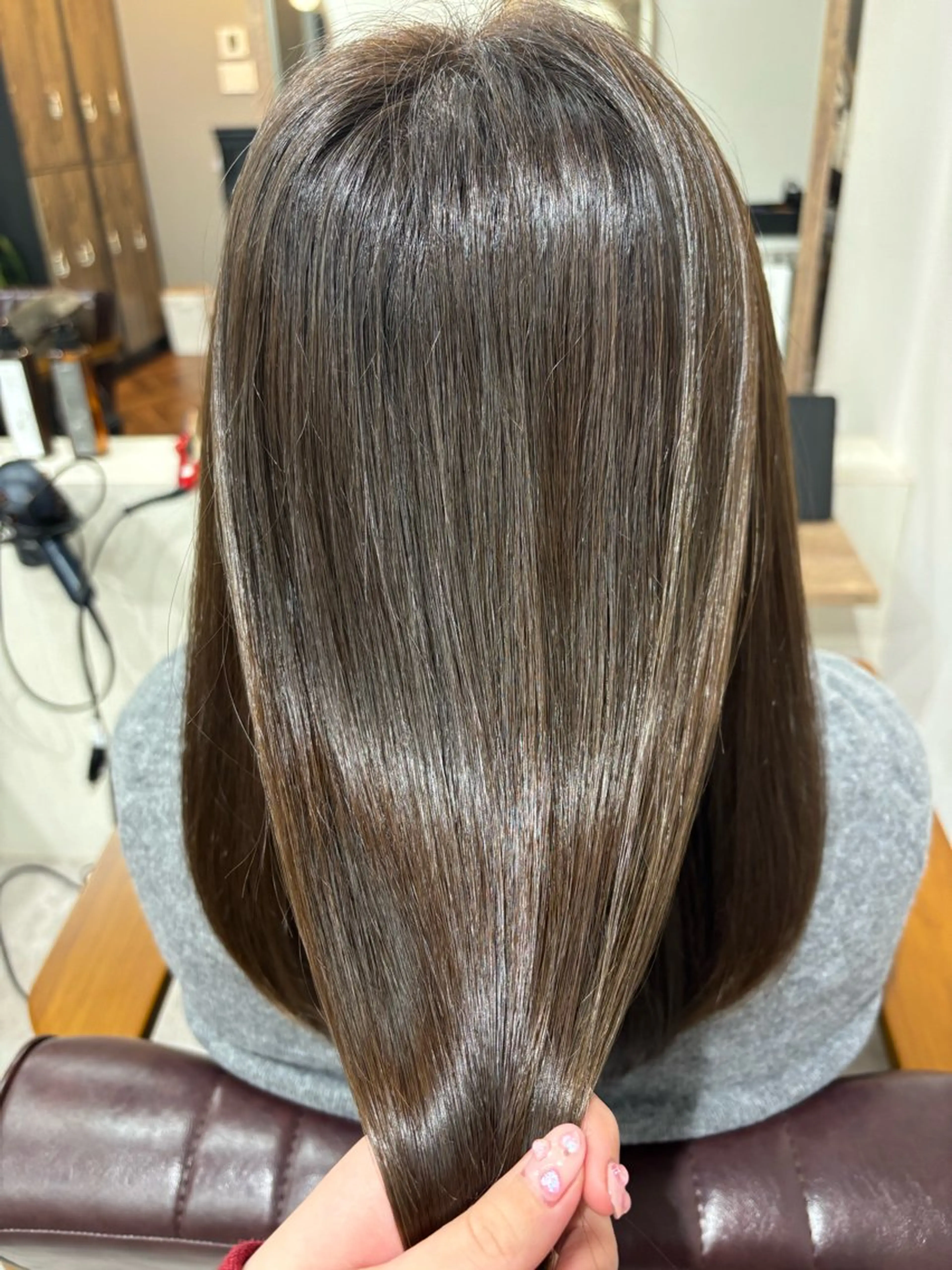 ミディアム カラー ブラウンカラー 透明感カラー ヘアカラー トリートメント 高橋 心のヘアスタイル