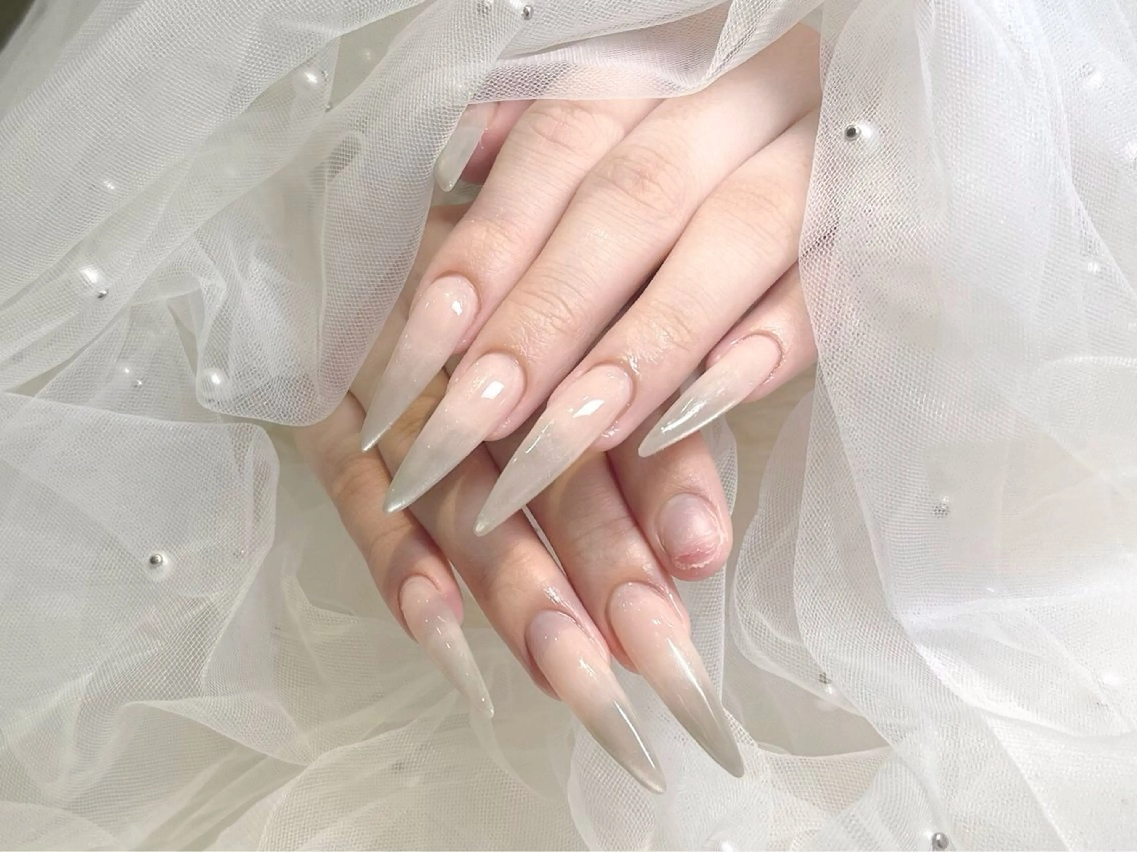 ネイル アートネイル グラデーション マグネットネイル シンプルネイル ハンドネイル Nail💅ANDY 当日予約⭕️難波すぐのネイルデザイン