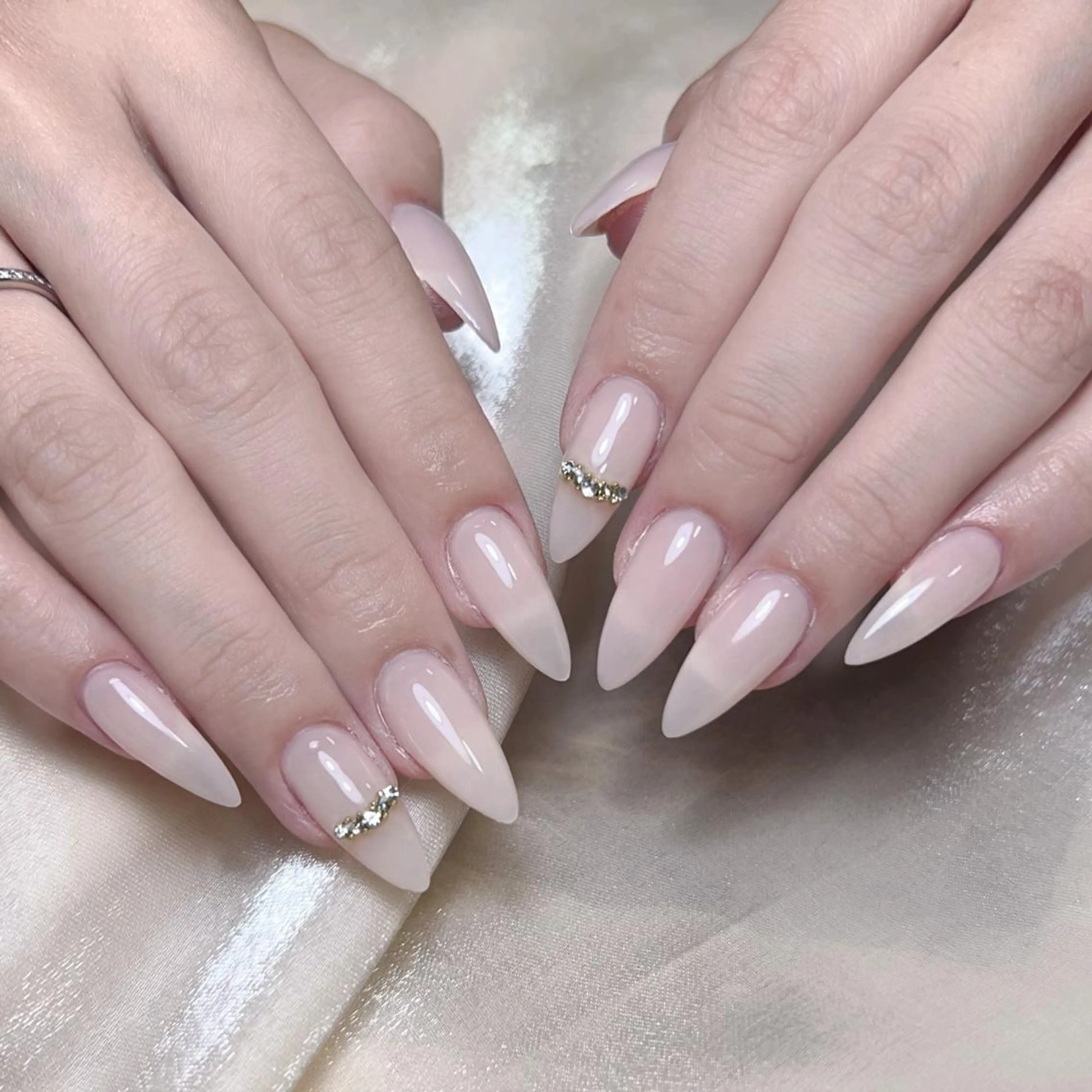 ネイル ハンドネイル Nail salon 木にいるのネイルデザイン