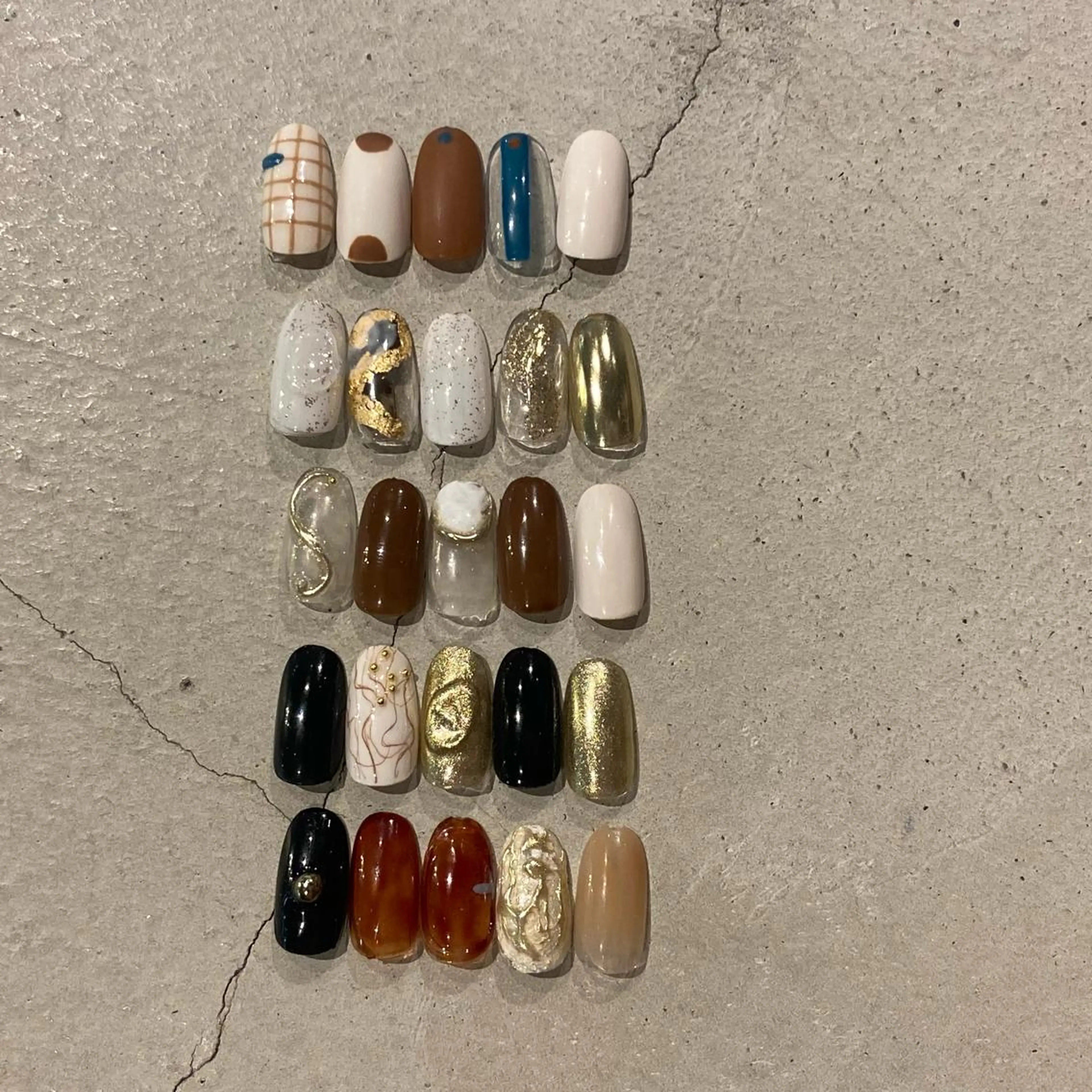 ネイル favori金山 岩瀬のネイルデザイン