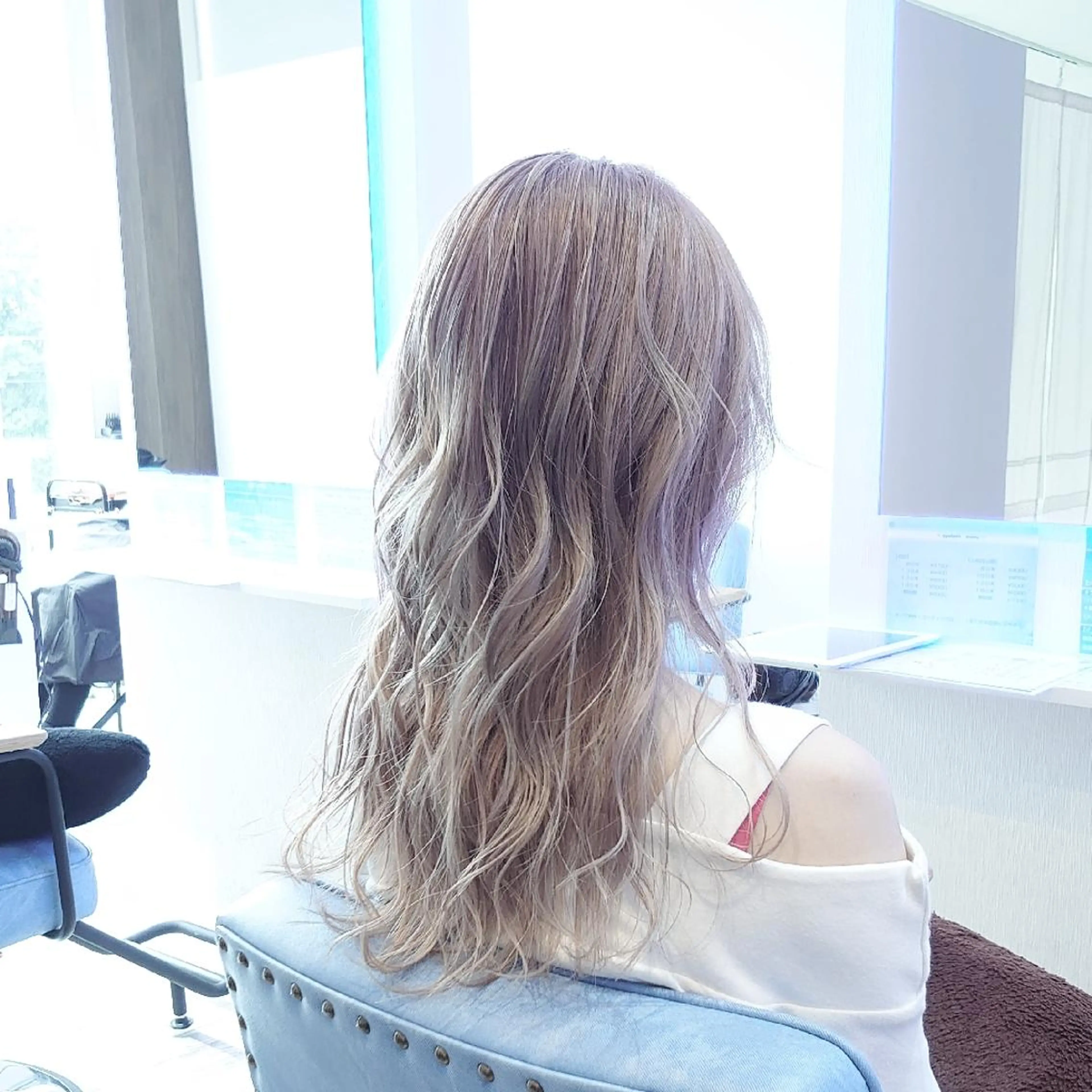 カラー ロング ヘアアレンジ ヘアカラー トリートメント 小林 伸行のヘアスタイル