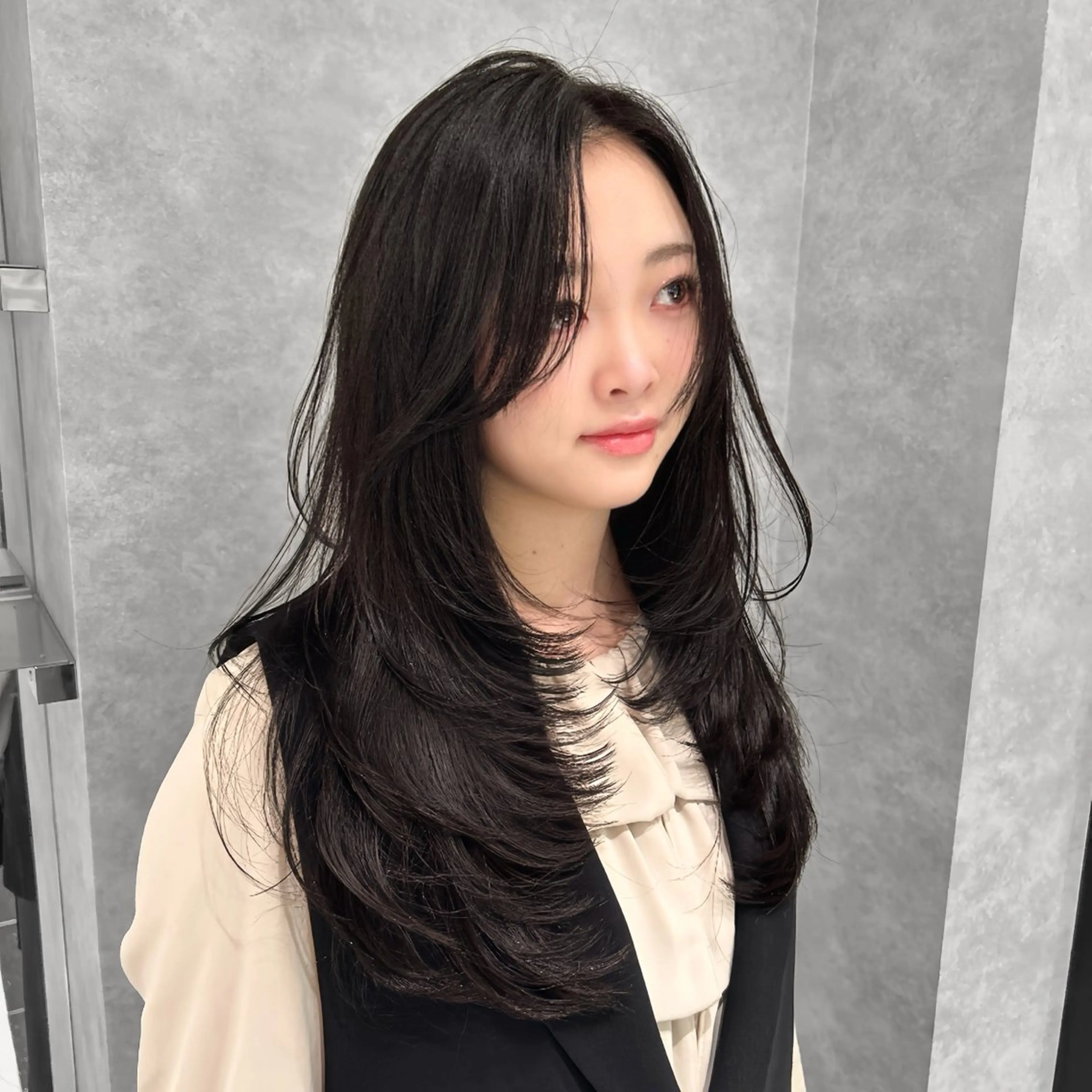 ロング レイヤーカット カット ヘアカラー 🥇KEN /レイヤー/艶カラーのヘアスタイル