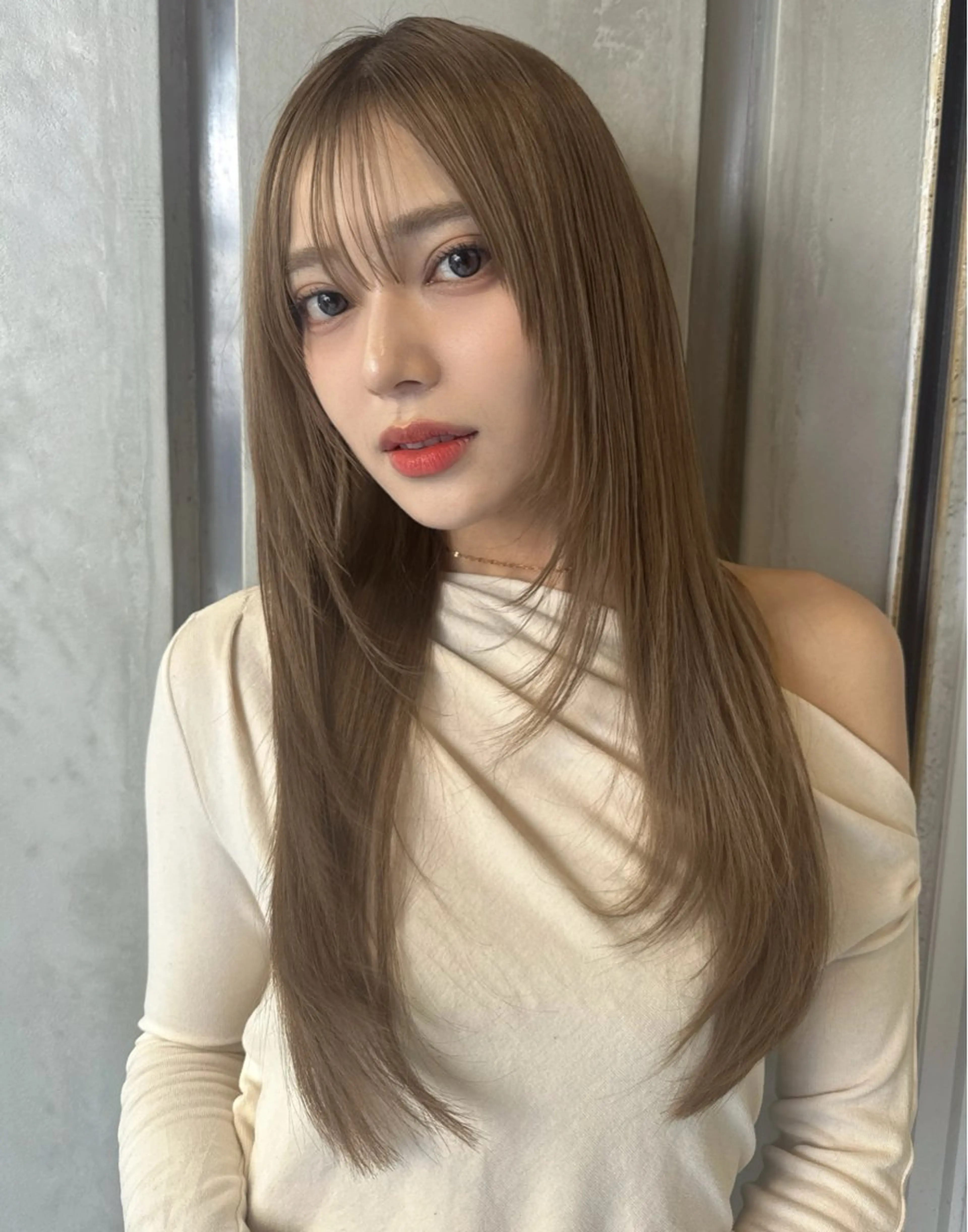 ロング カラー ベージュカラー 透明感カラー 顔まわりレイヤー レイヤーカット カット ヘアカラー トリートメント 💎透明感カラー特化 💎TAISEIのヘアスタイル