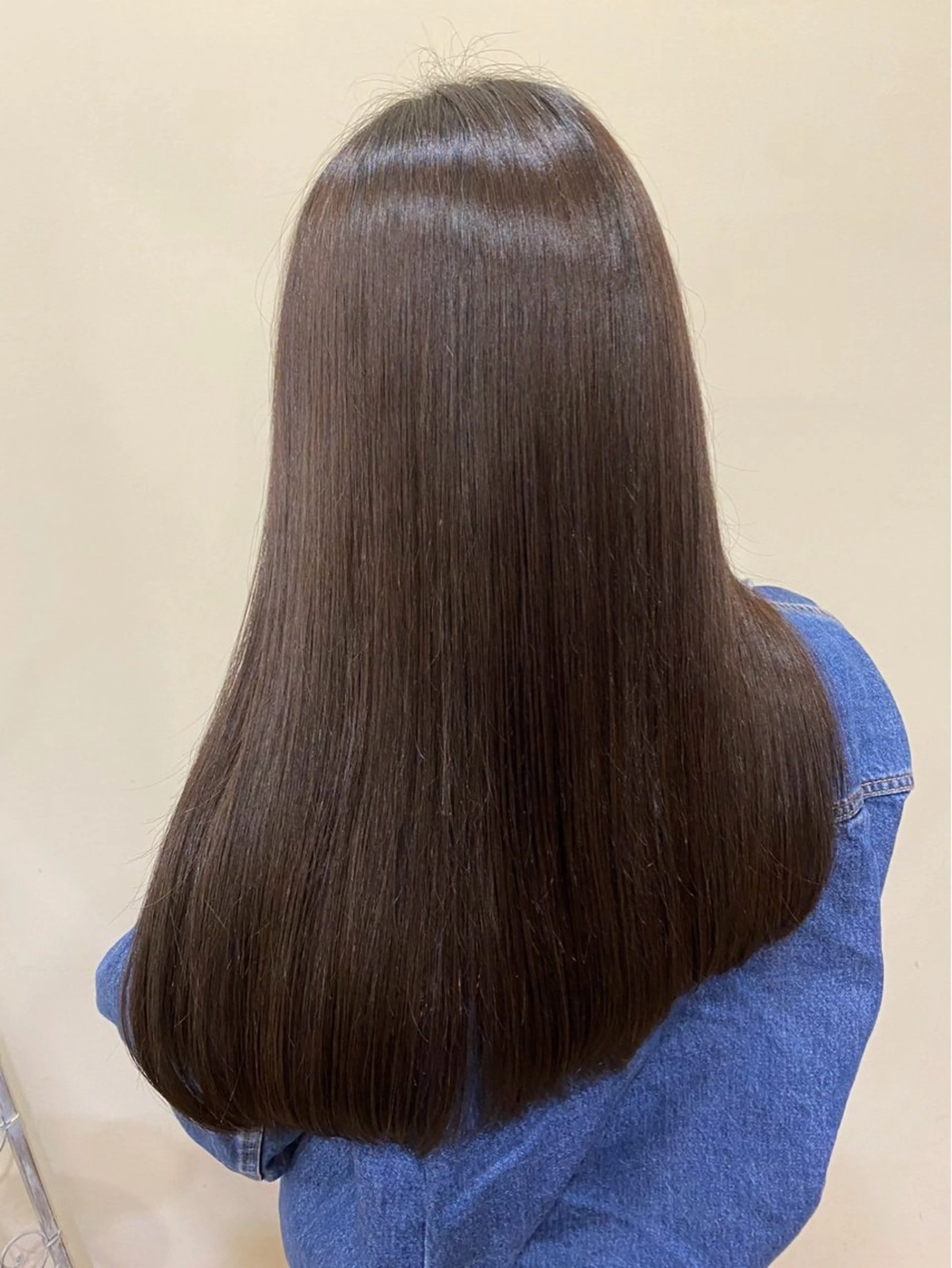 カラー 中村 朱沙のヘアスタイル