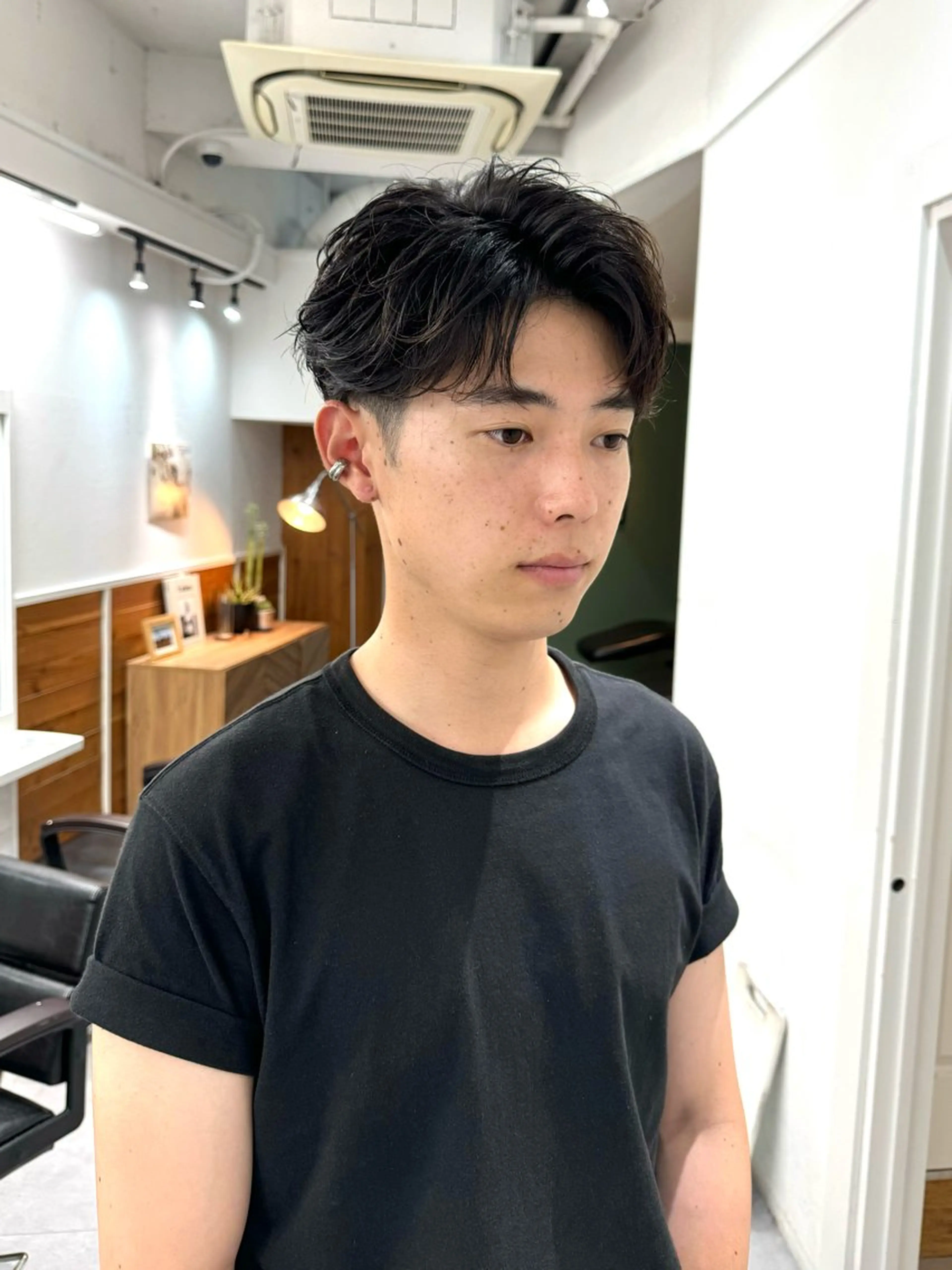 メンズ センターパート カット トリートメント シャドウパーマ/ 波巻パーマYu-Kiのヘアスタイル