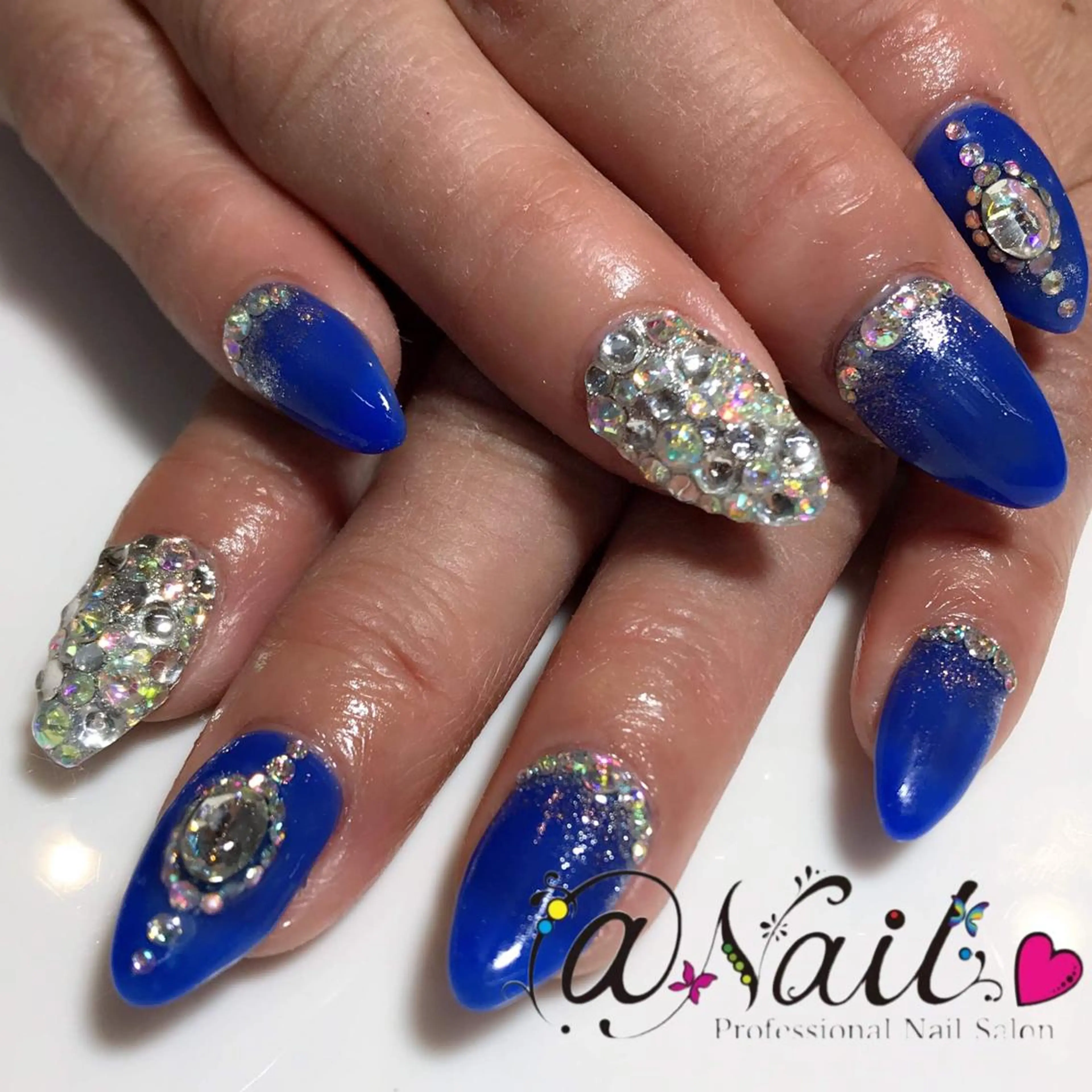 ネイル 小尾 栞のネイルデザイン