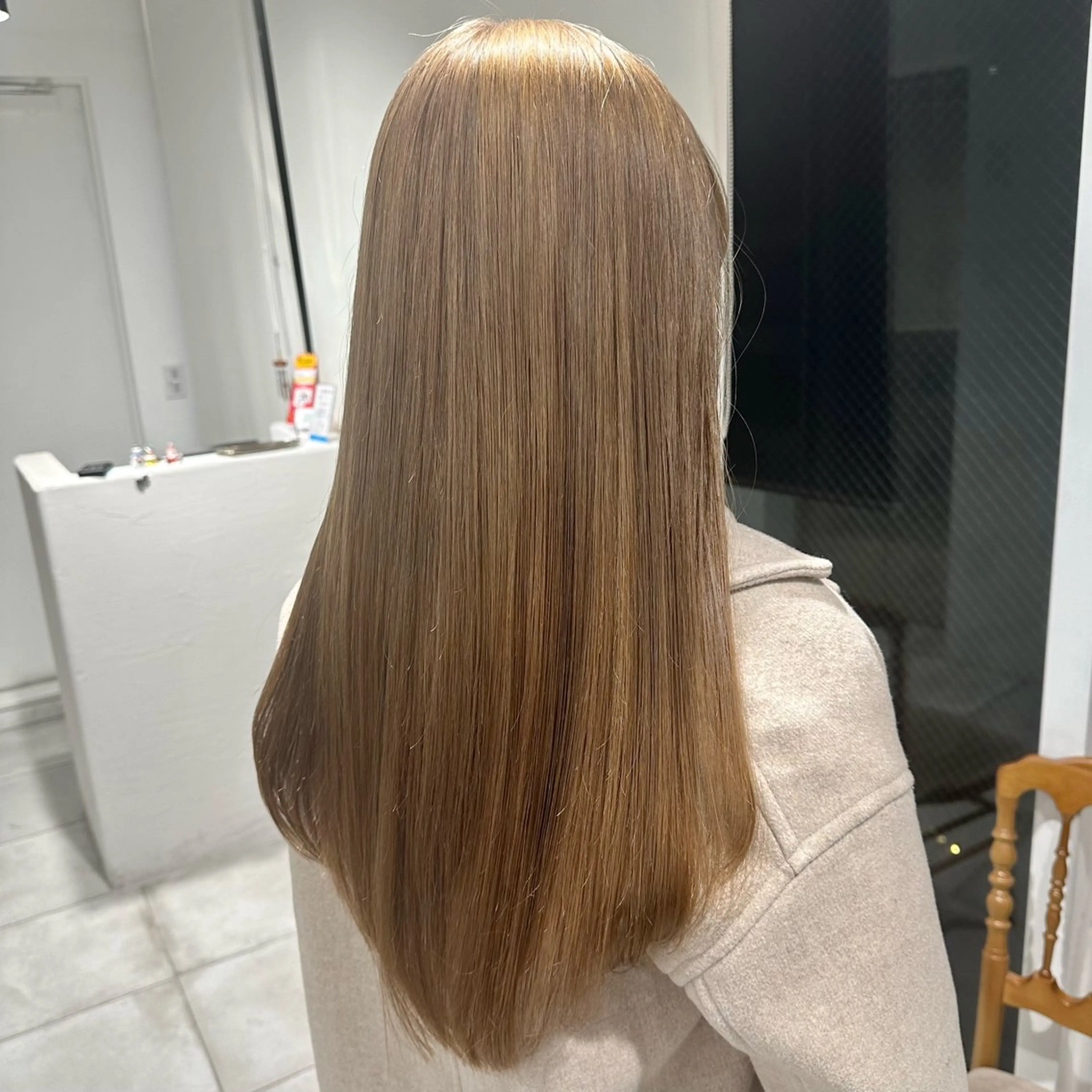 セミロング カラー ブリーチなし/レイヤ ー特化🌈Tommyのヘアスタイル