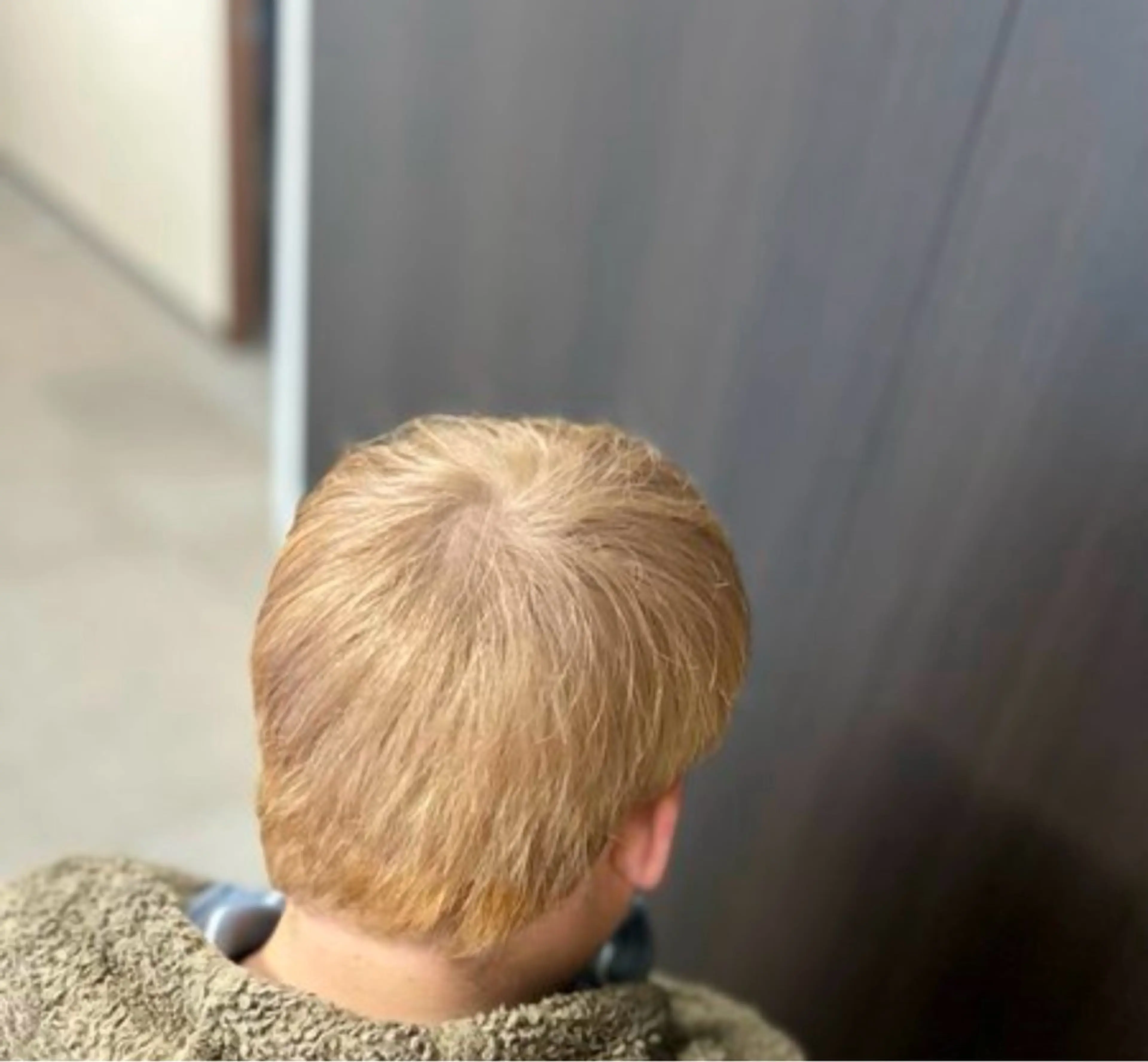 カラー メンズ メンズブリーチ ベージュカラー ブリーチ ブロンド ブリーチカラー✨ じょあ☆のヘアスタイル