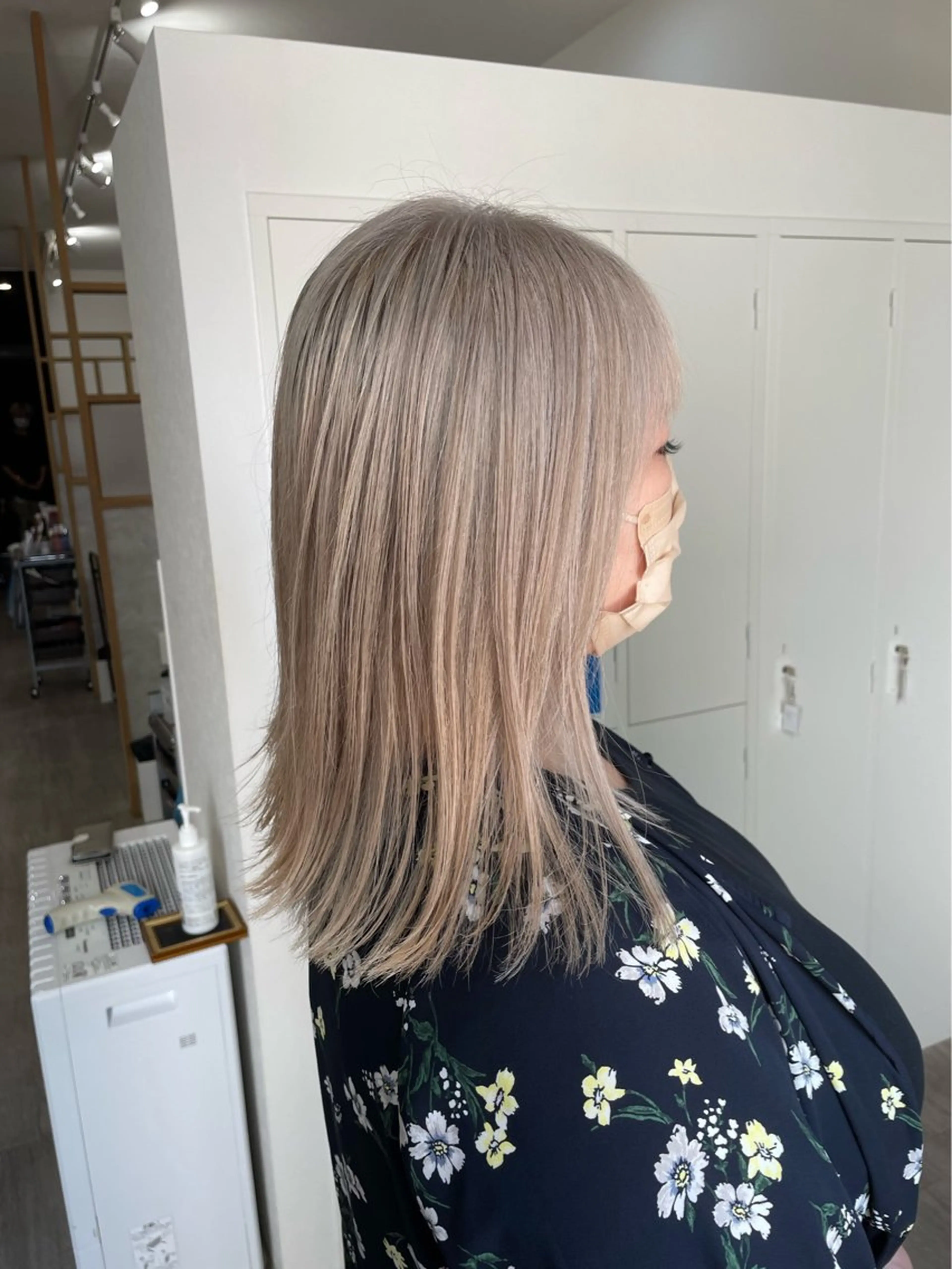 セミロング Rocca hair aoiのヘアスタイル