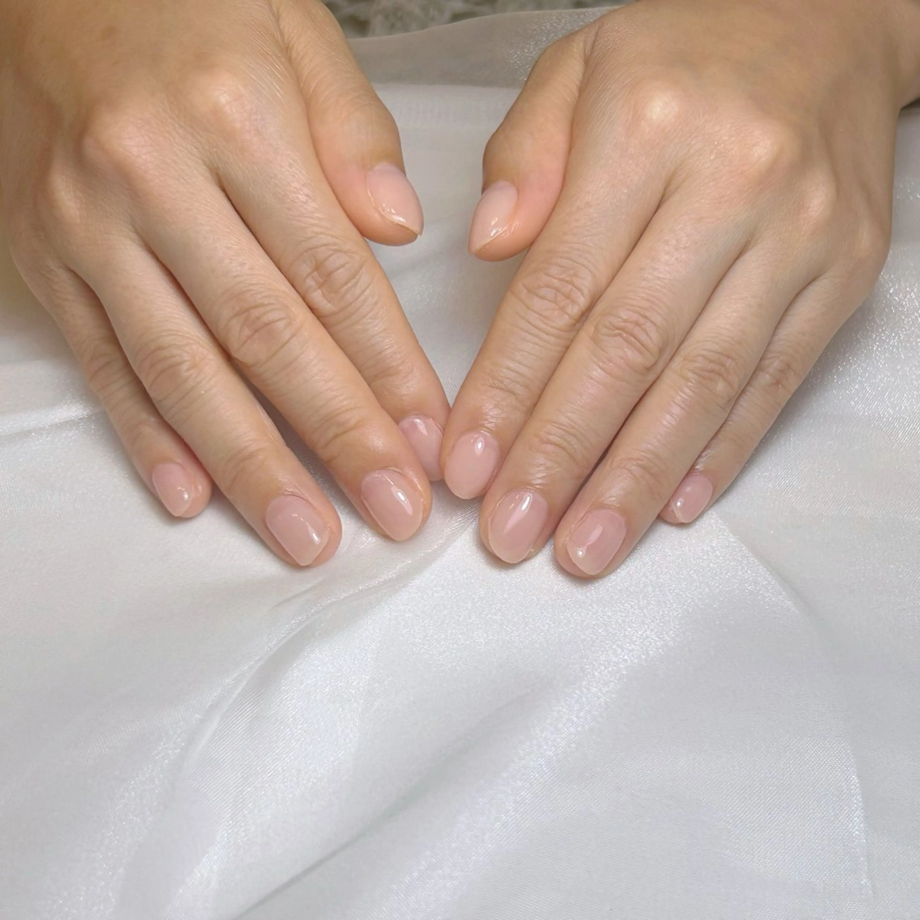 ネイル ピンク ピンクベージュ nico +所属・nico + 鷲野のネイルデザイン