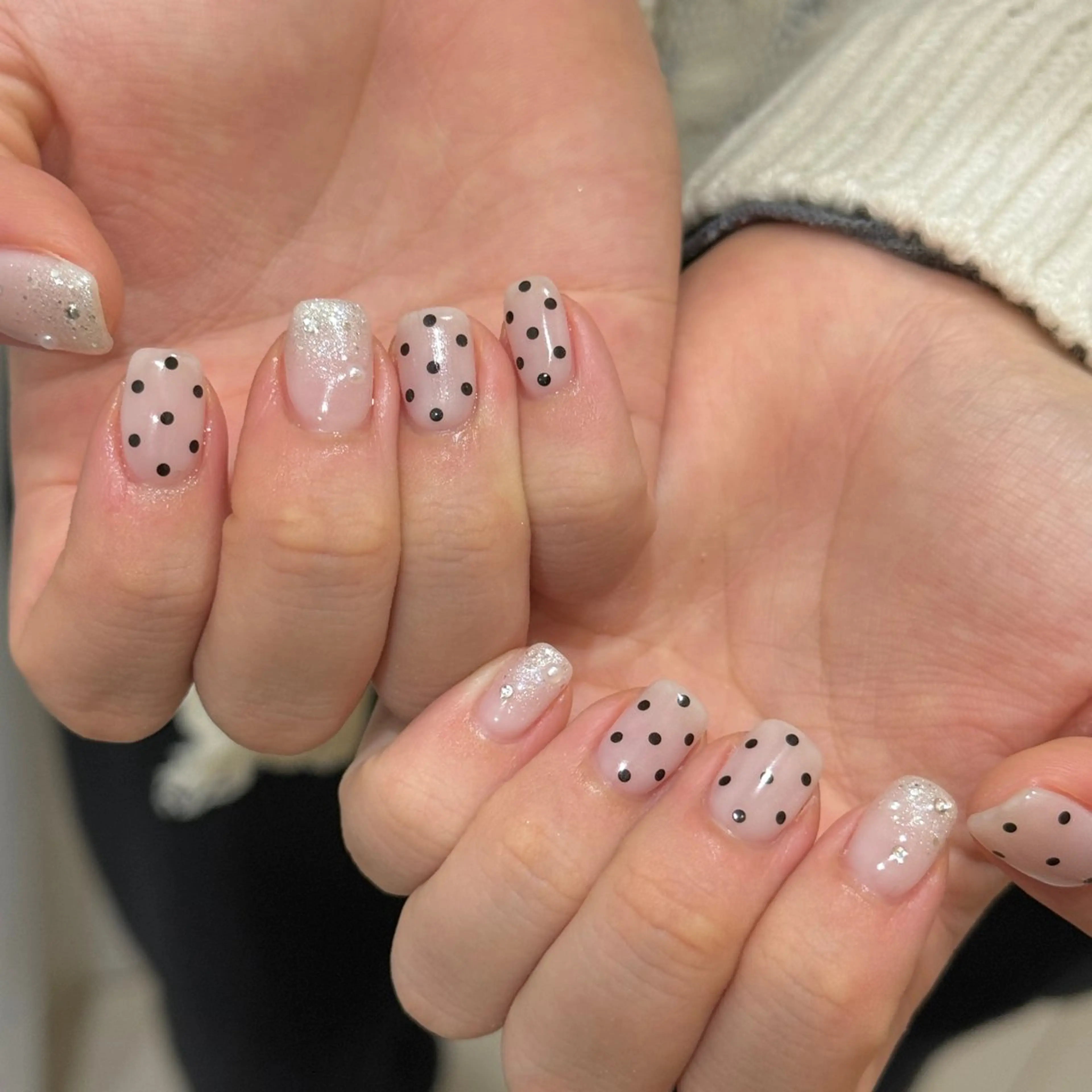 ネイル ハンドネイル フットネイル ニュアンスネイル 💅🏻yuuiのネイルデザイン