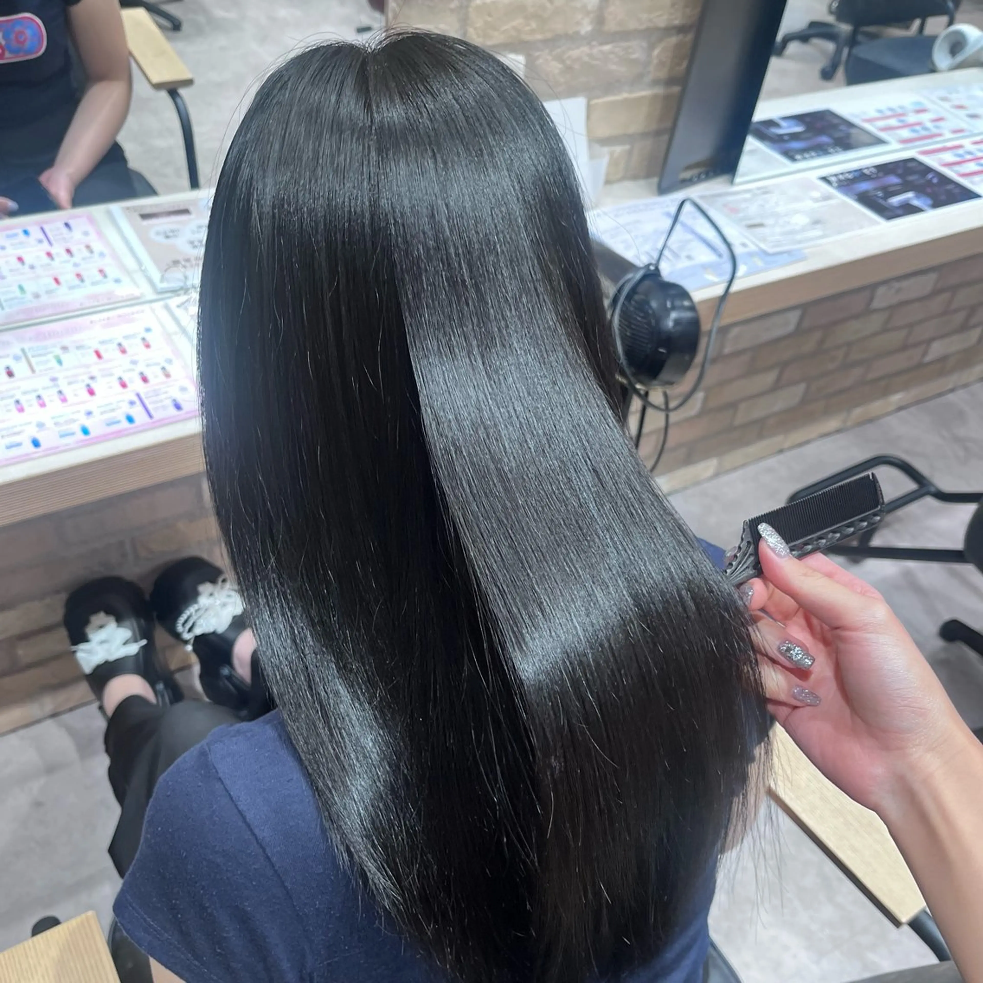 ロング カラー ヘアカラー トリートメント 🩶レイナ🩶 color/nailのヘアスタイル