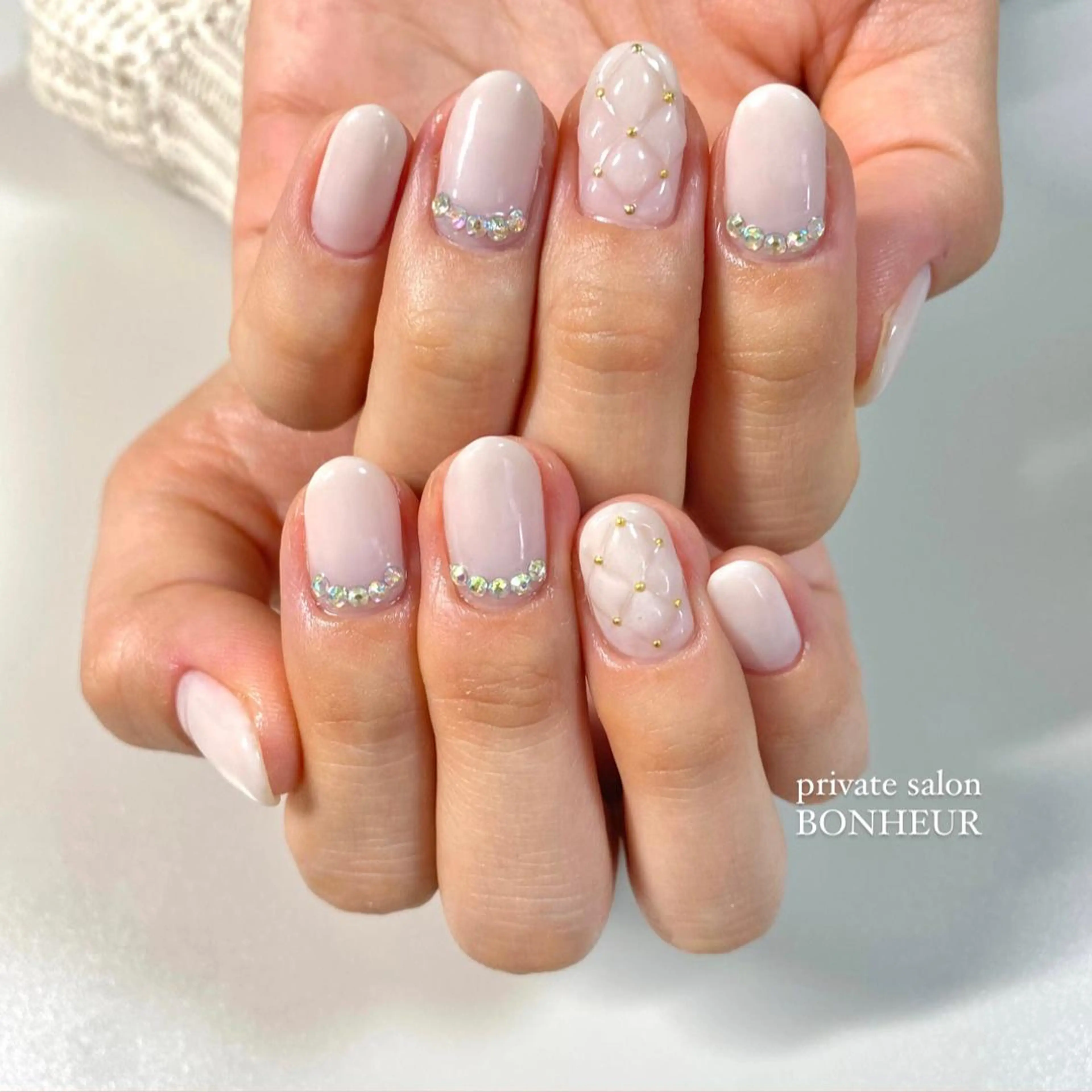 ネイル ハンドネイル BONHEUR Annaのネイルデザイン