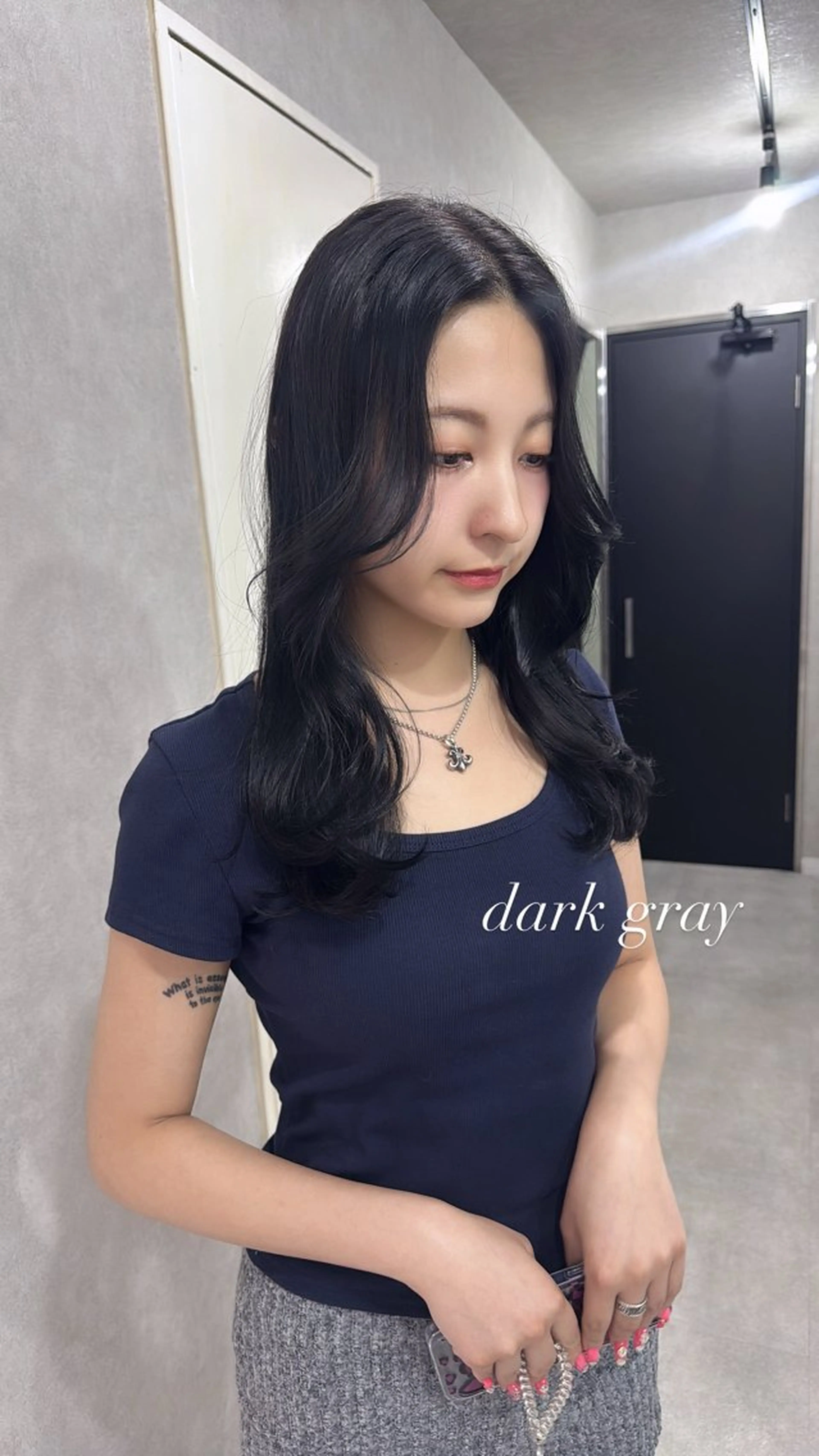 ロング カラー アッシュ アッシュブラウン ベージュカラー 黒髪 ブリーチ 赤み無し柔らかカラー 【梅田】madokaのヘアスタイル