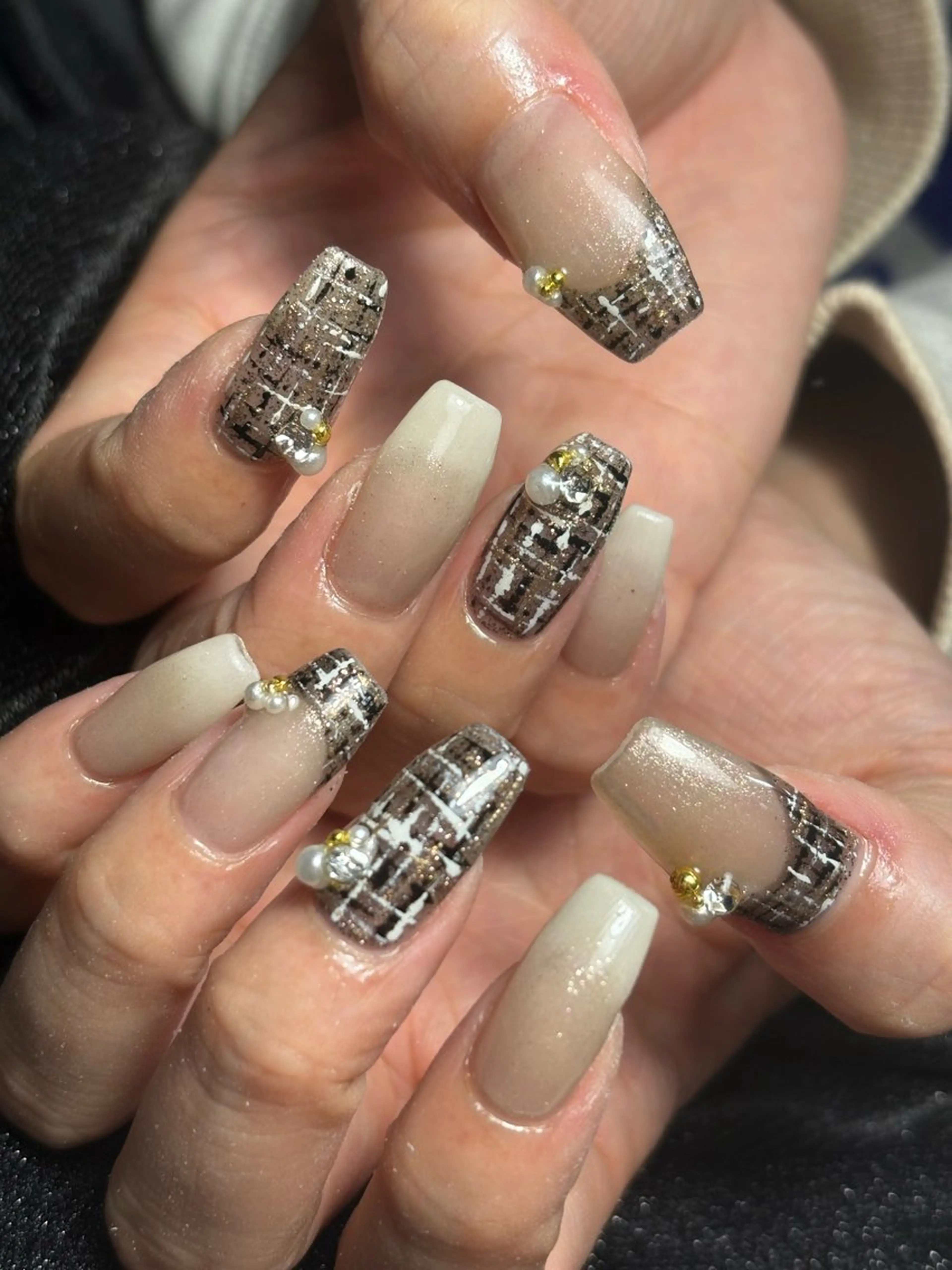 ネイル ハンドネイル フットネイル ✴︎ Delightのネイルデザイン