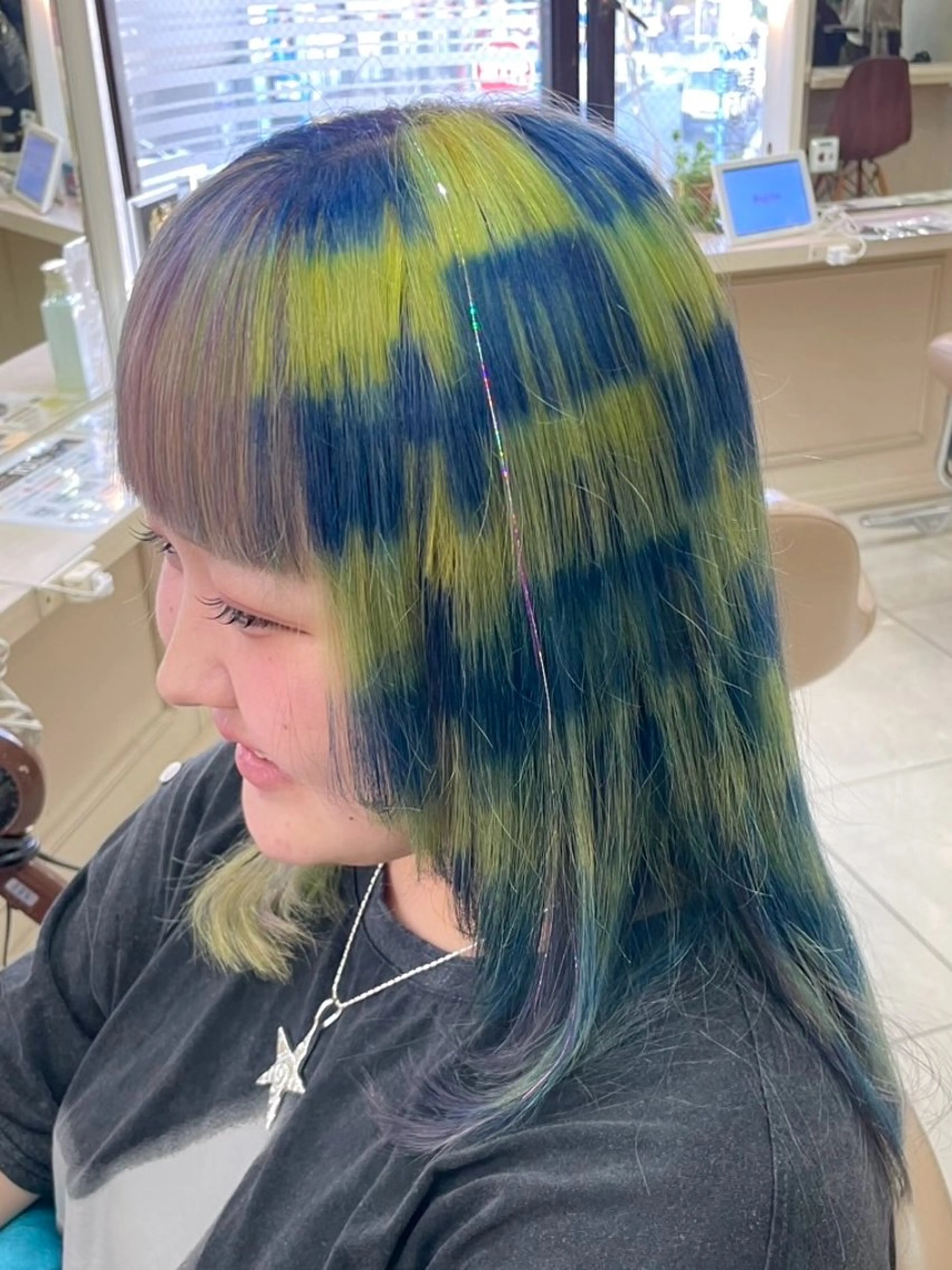 ミディアム 🦕横浜/カラー /エクステ🌀のヘアスタイル