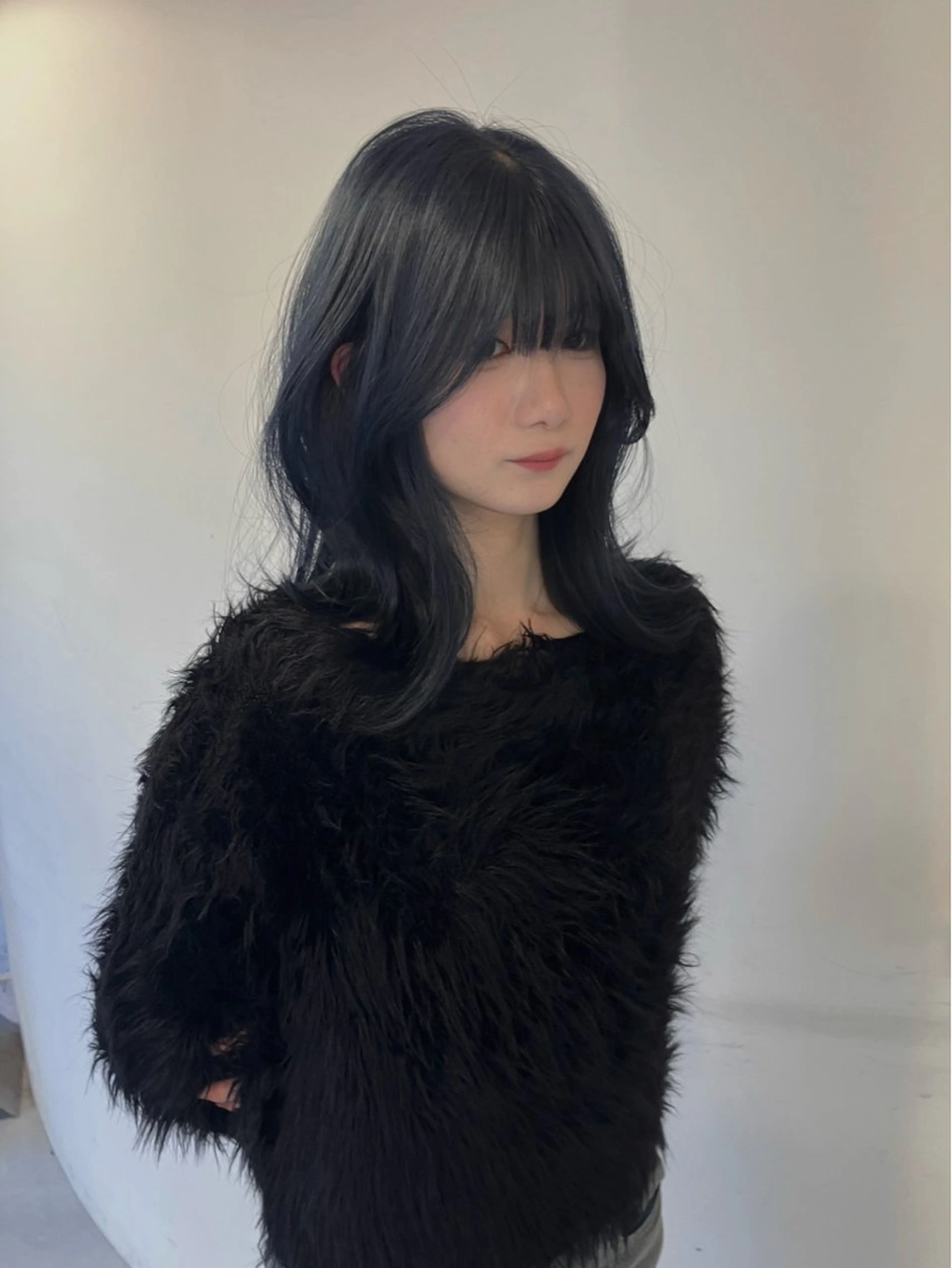 セミロング カラー ブルーカラー ネイビーカラー ヘアカラー トリートメント Hanaka @hwndorのヘアスタイル