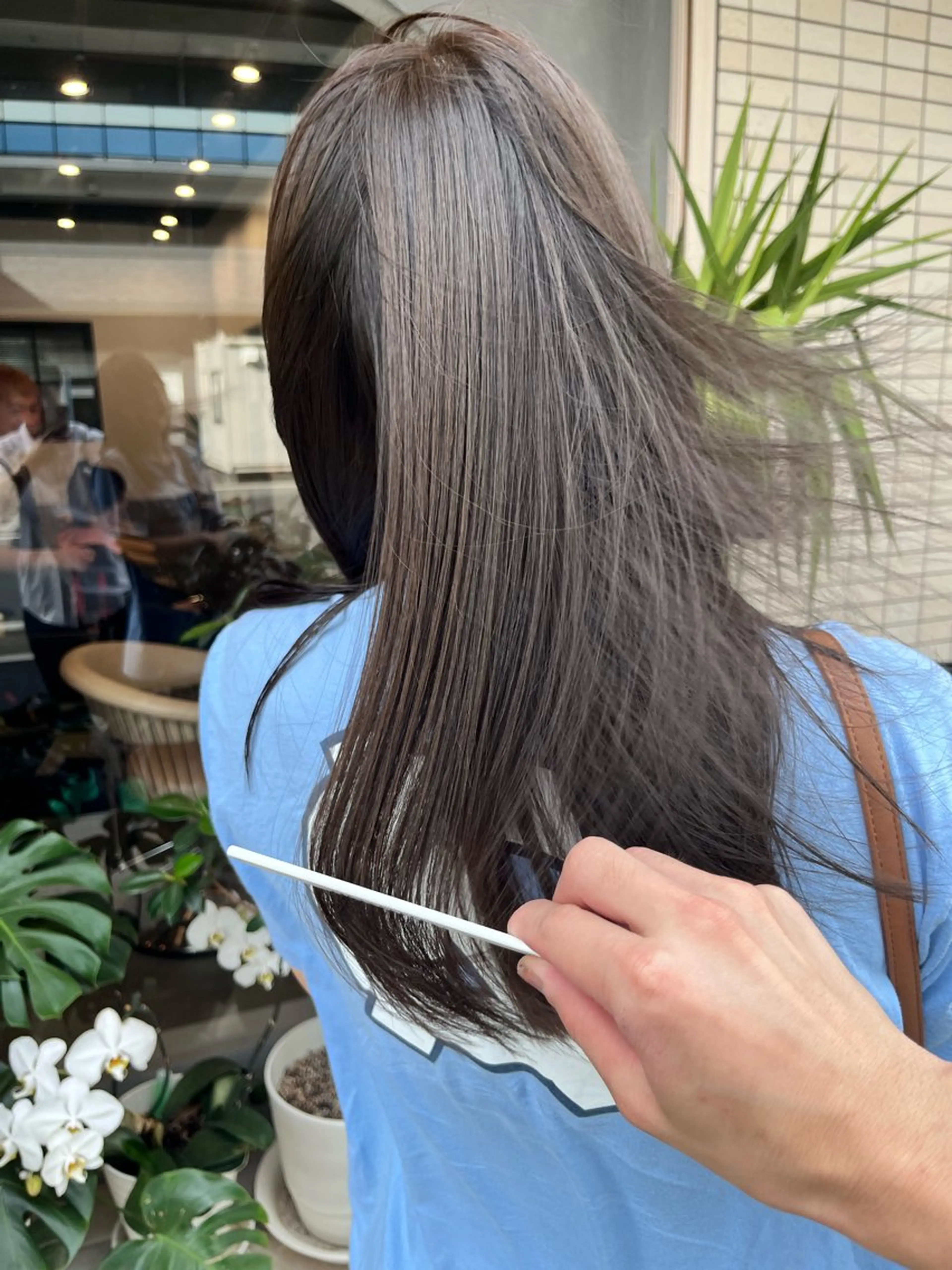 ロング カラー ブリーチ 透明感カラー グレージュ ブリーチなしカラー 髪質改善 カット ヘアカラー トリートメント dogstar小林諒 レイヤー/パーマのヘアスタイル