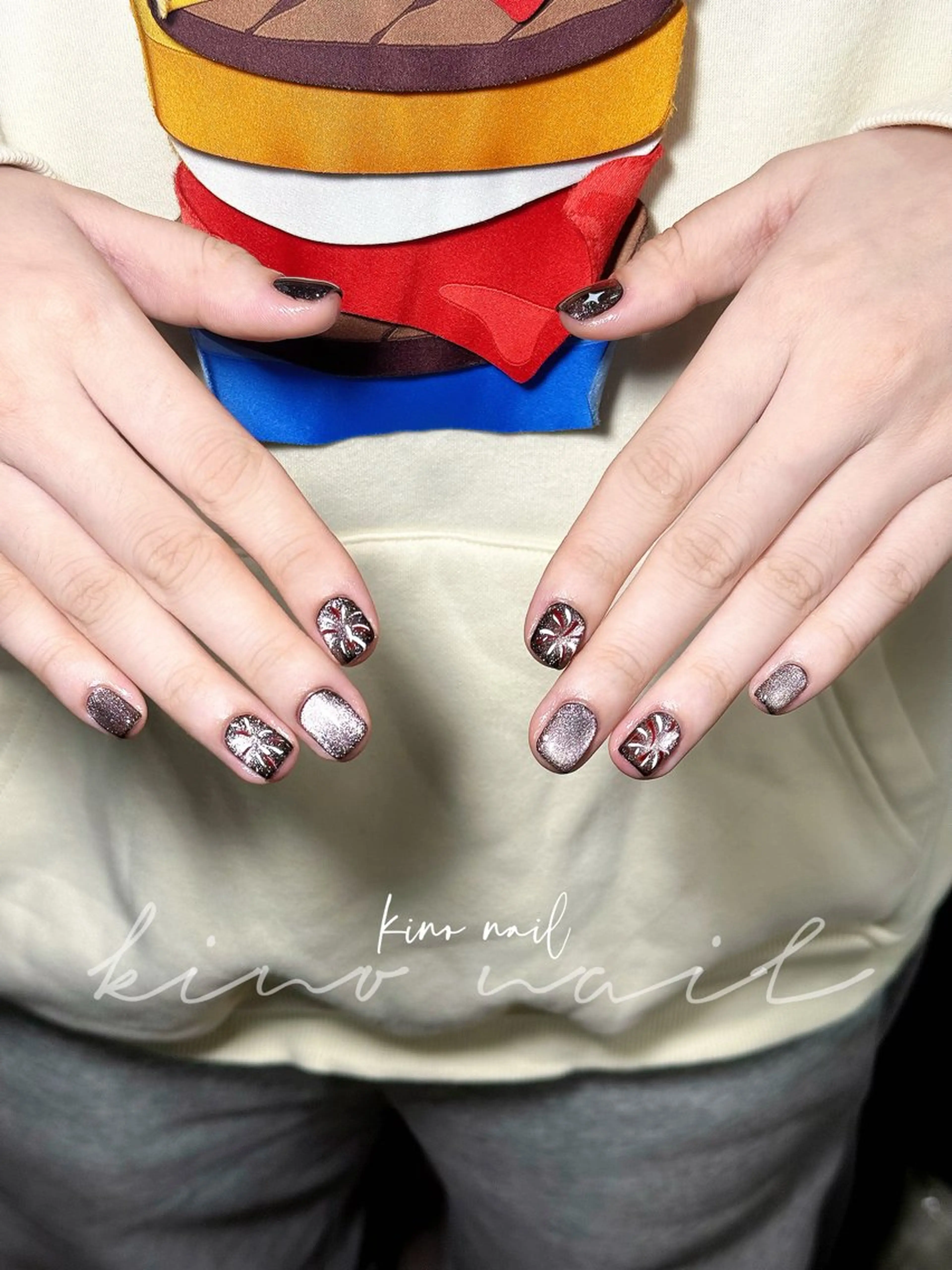 マグネットネイル/ミラーネイル/オーロラネイル（ショート)の写真