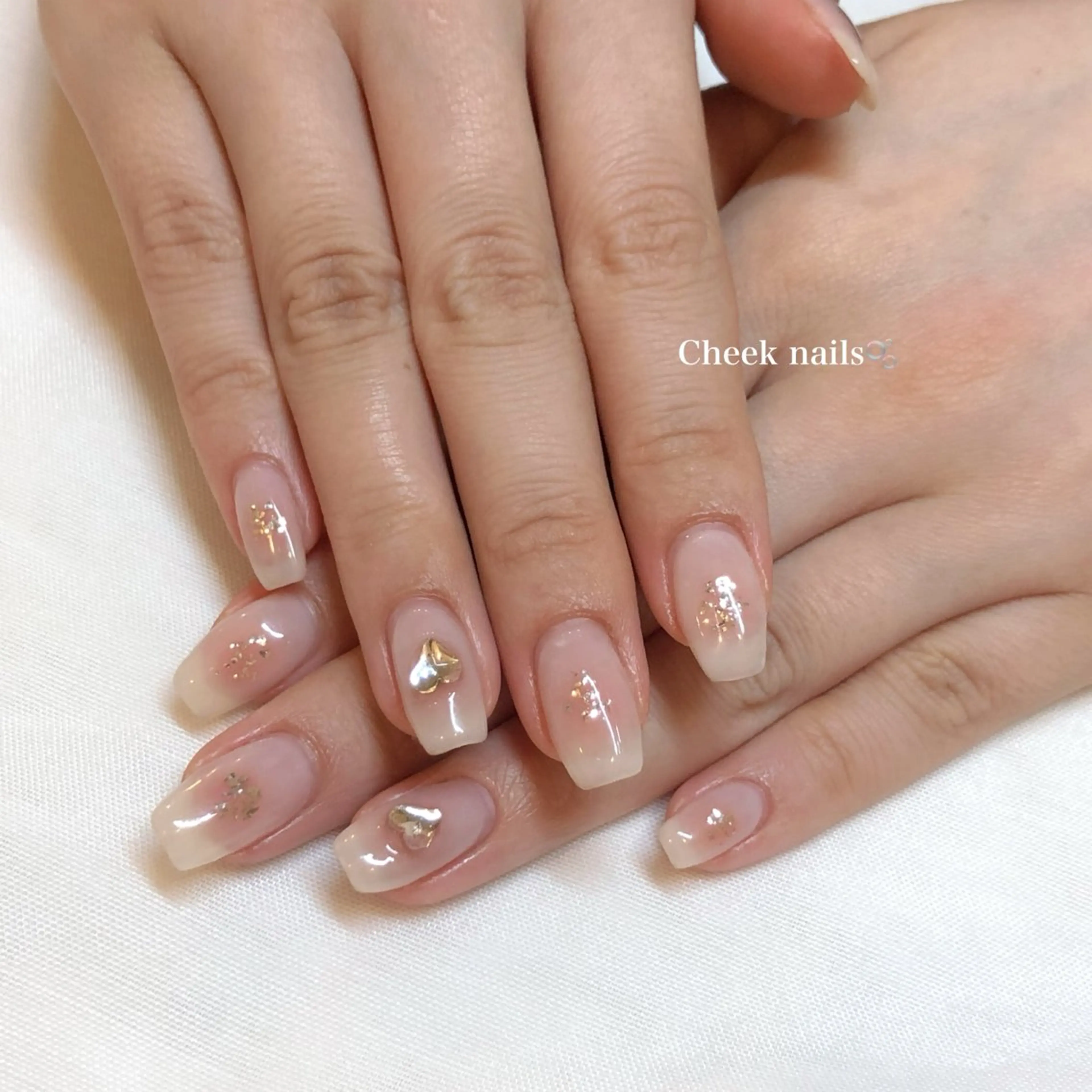 ネイル チークネイル Rich+nail Mayuのネイルデザイン