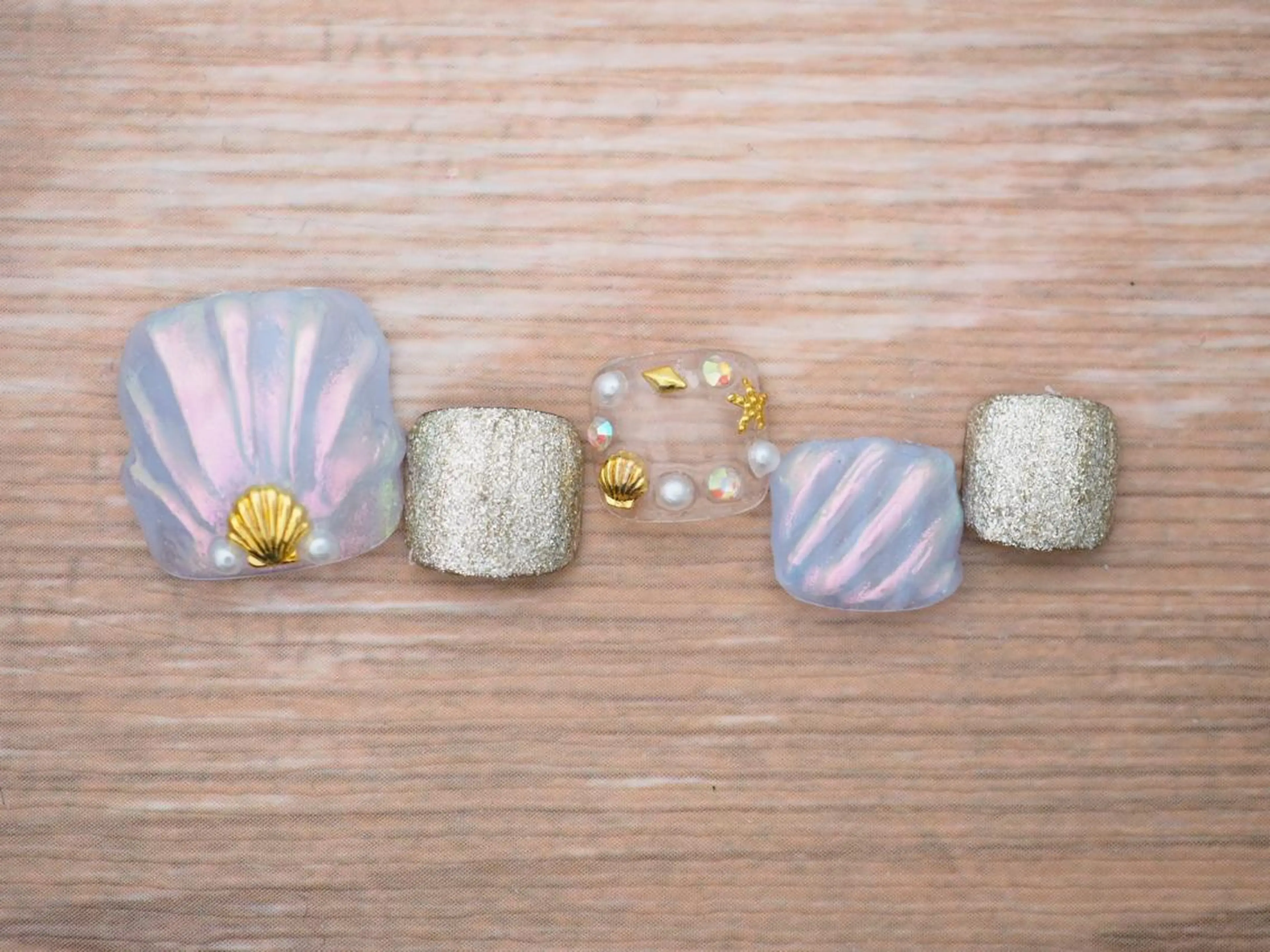 ネイル トップネイリスト Ribbon立川店のネイルデザイン