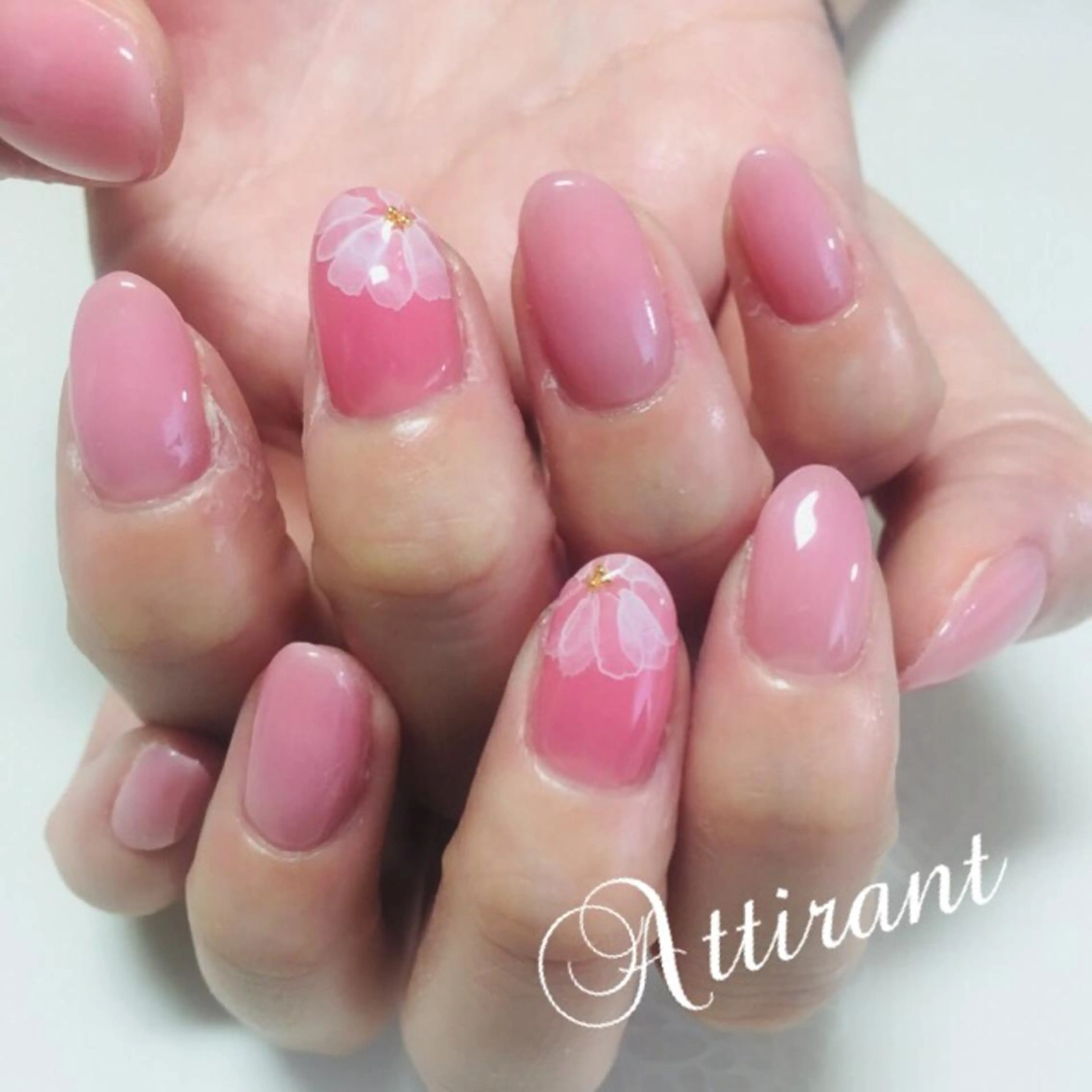 ネイル ハンドネイル ネイルサロン アティロン所属・ネイルサロン アティロンのネイルデザイン