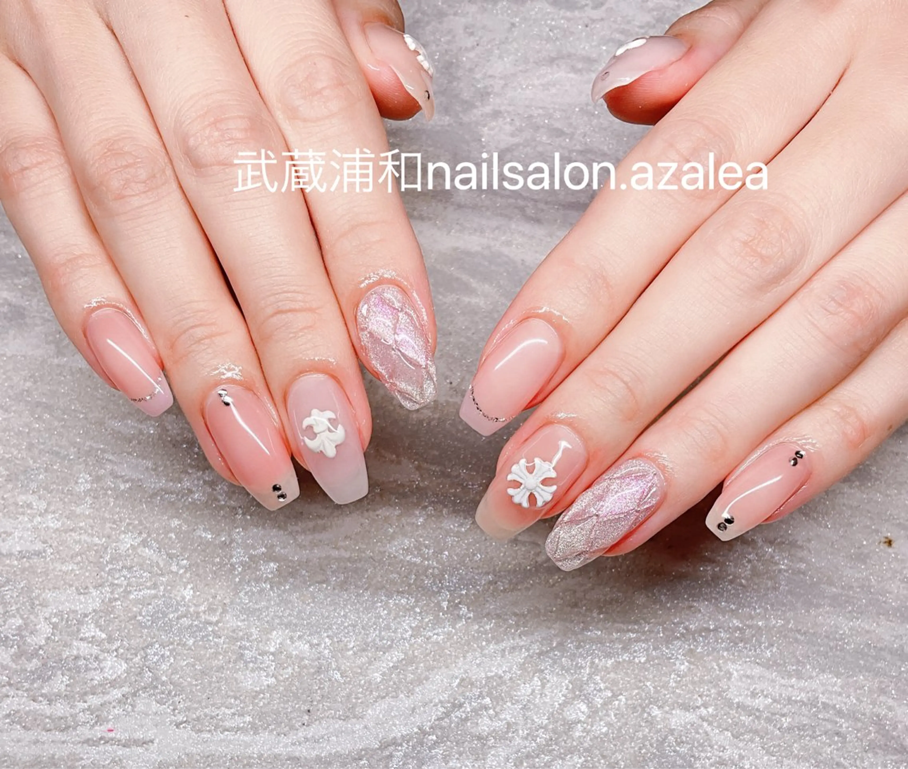 ネイル ハンドネイル R inのネイルデザイン