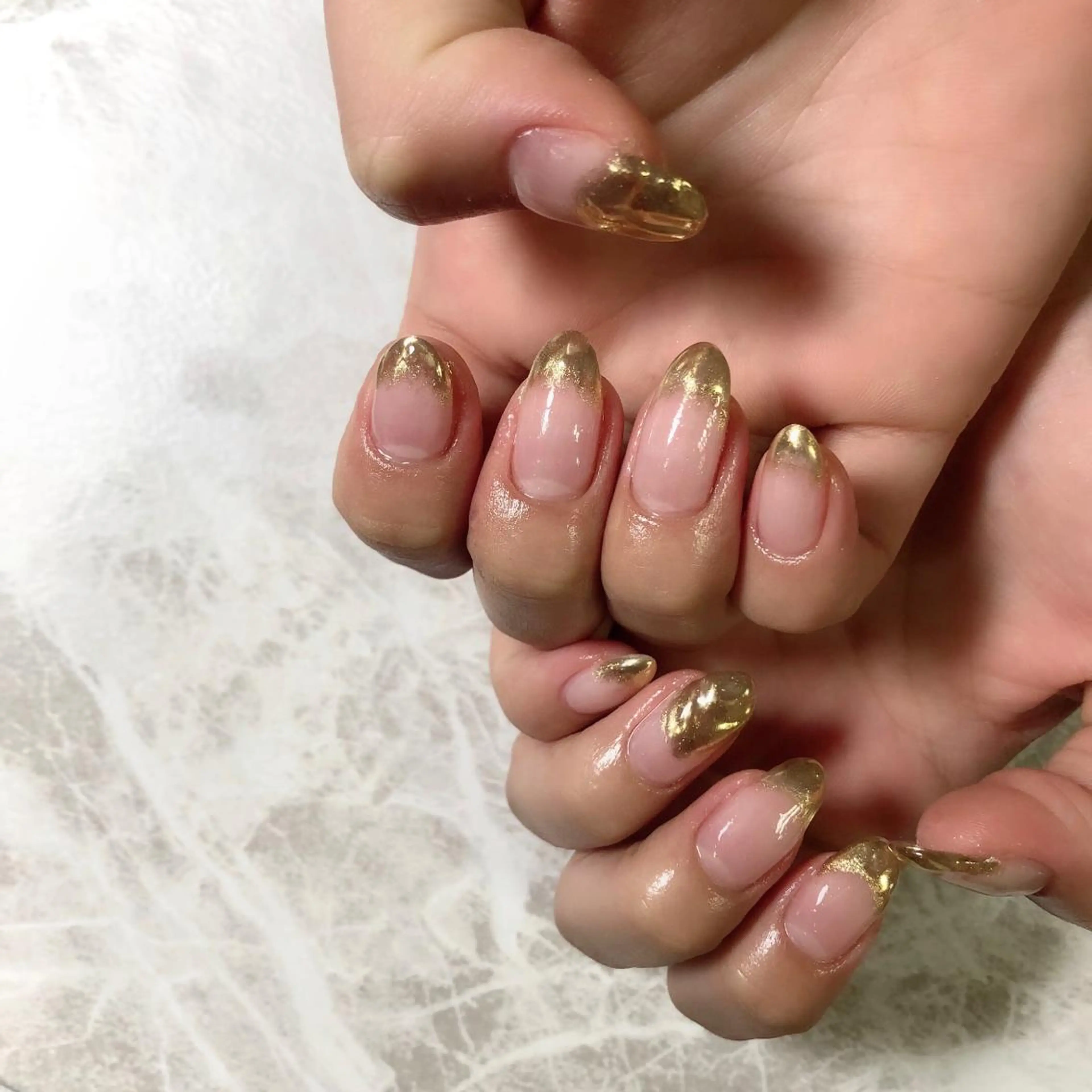 ネイル フットネイル フレンチネイル ジェルネイル ラメ(グリッター) ラメグラデーション NEO Beauty Salon所属・𝐍𝐄𝐎 𝐉𝐔𝐑𝐈のネイルデザイン