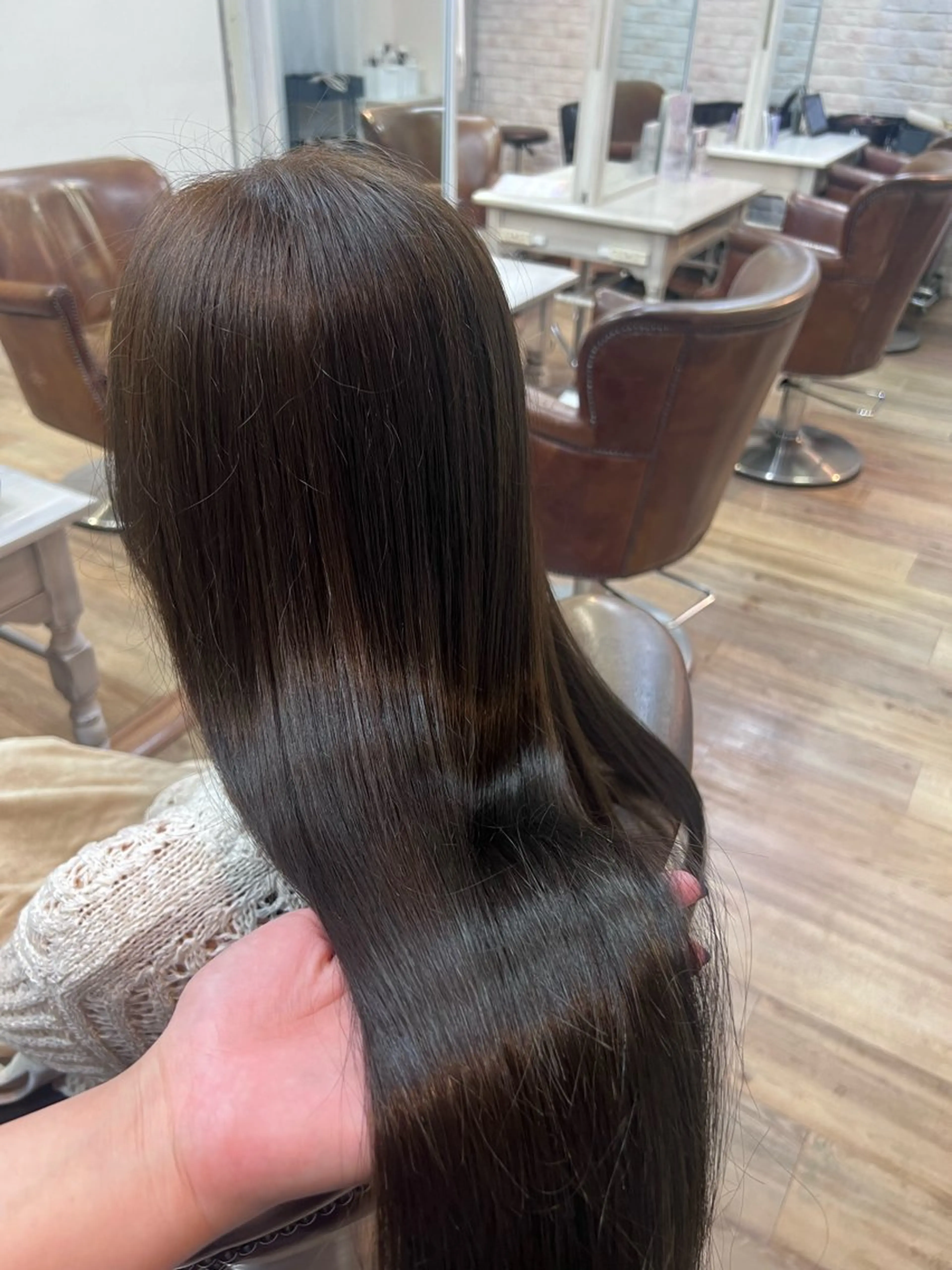 ロング ヘアカラー ⚡️ エマ🥑のヘアスタイル