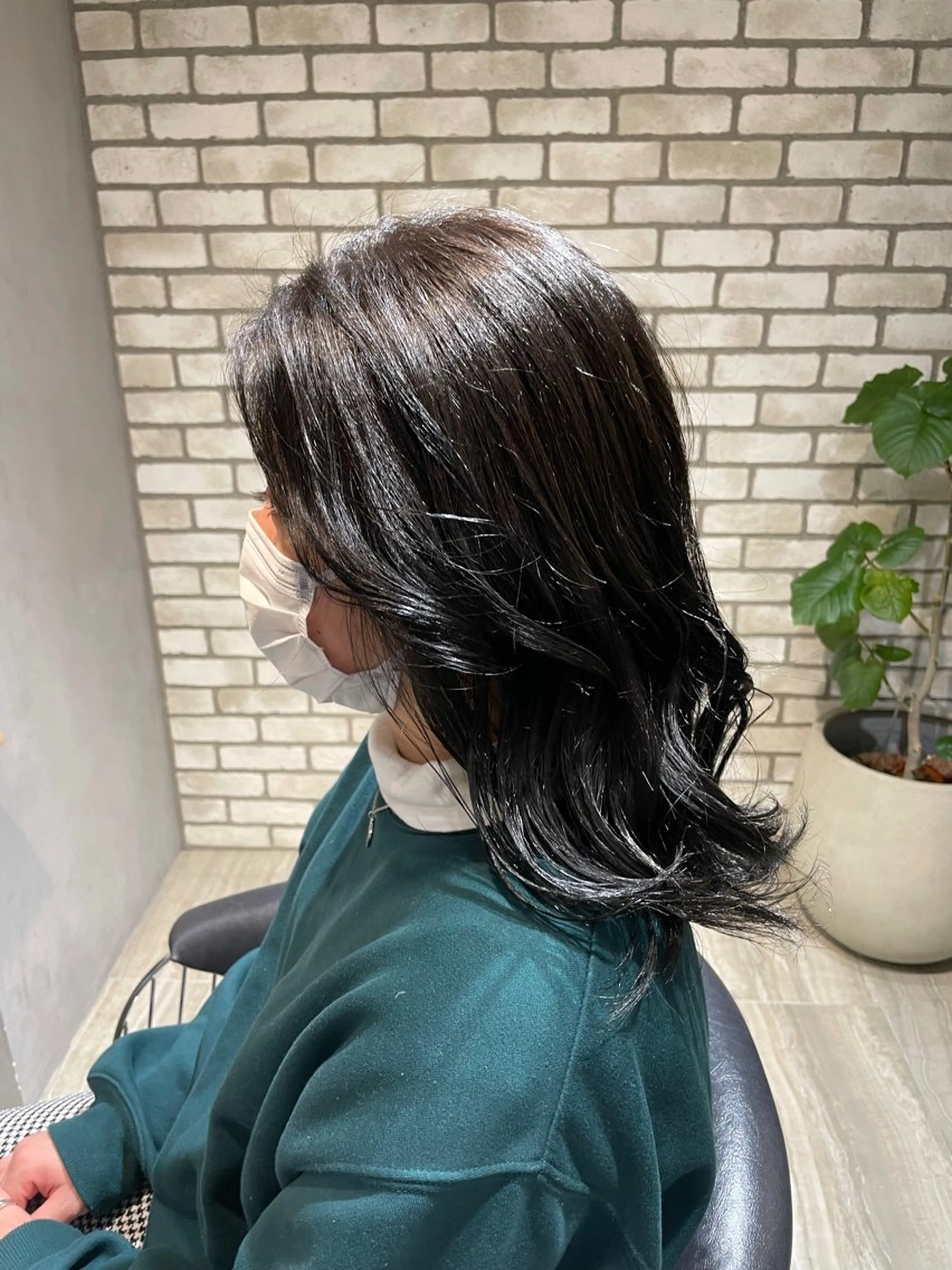 ミディアム F.所属・miku 🍑髪質改善サロンのヘアスタイル