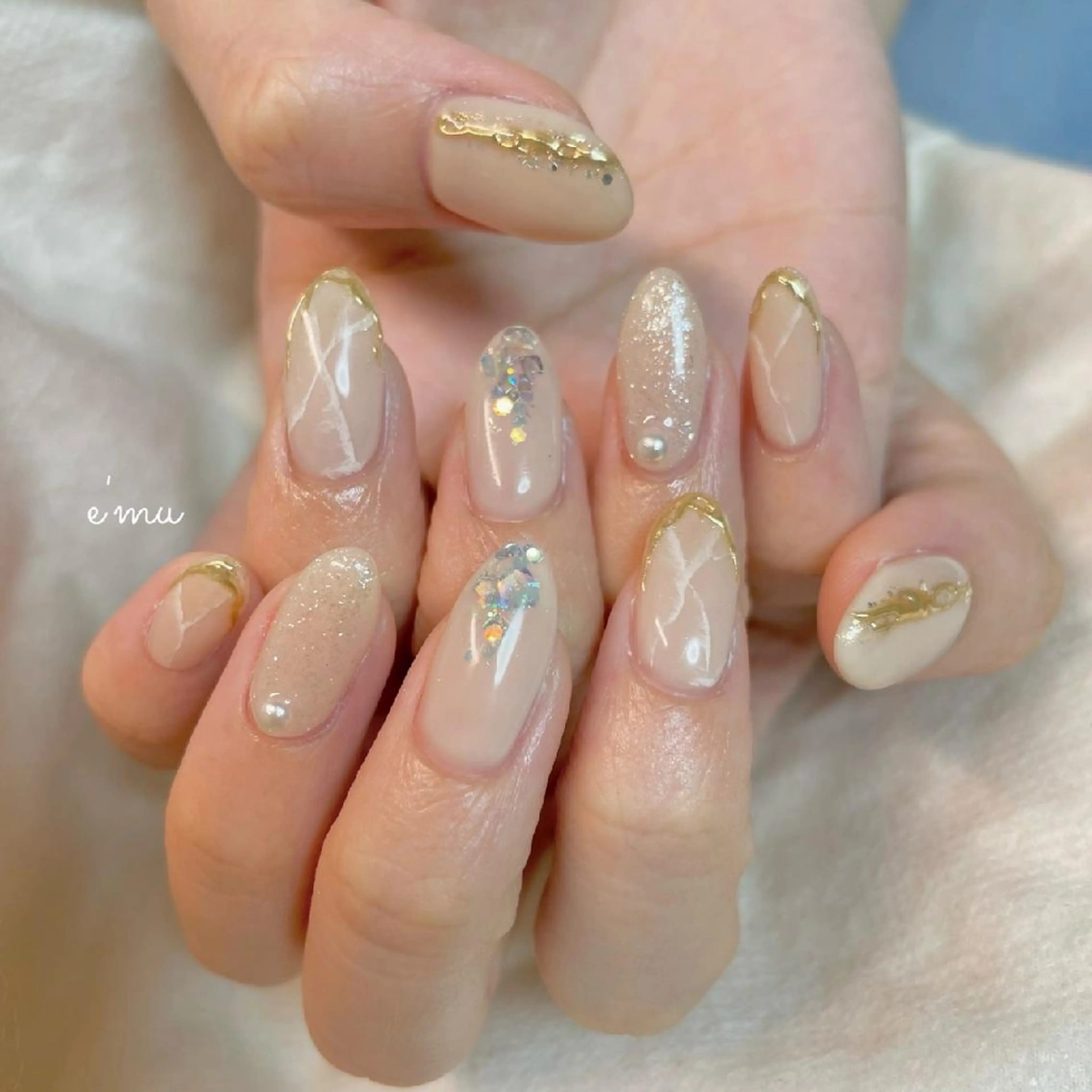 ネイル キラキラネイル 大理石ネイル(マーブル) ニュアンスネイル nail salon e'mu💐のネイルデザイン