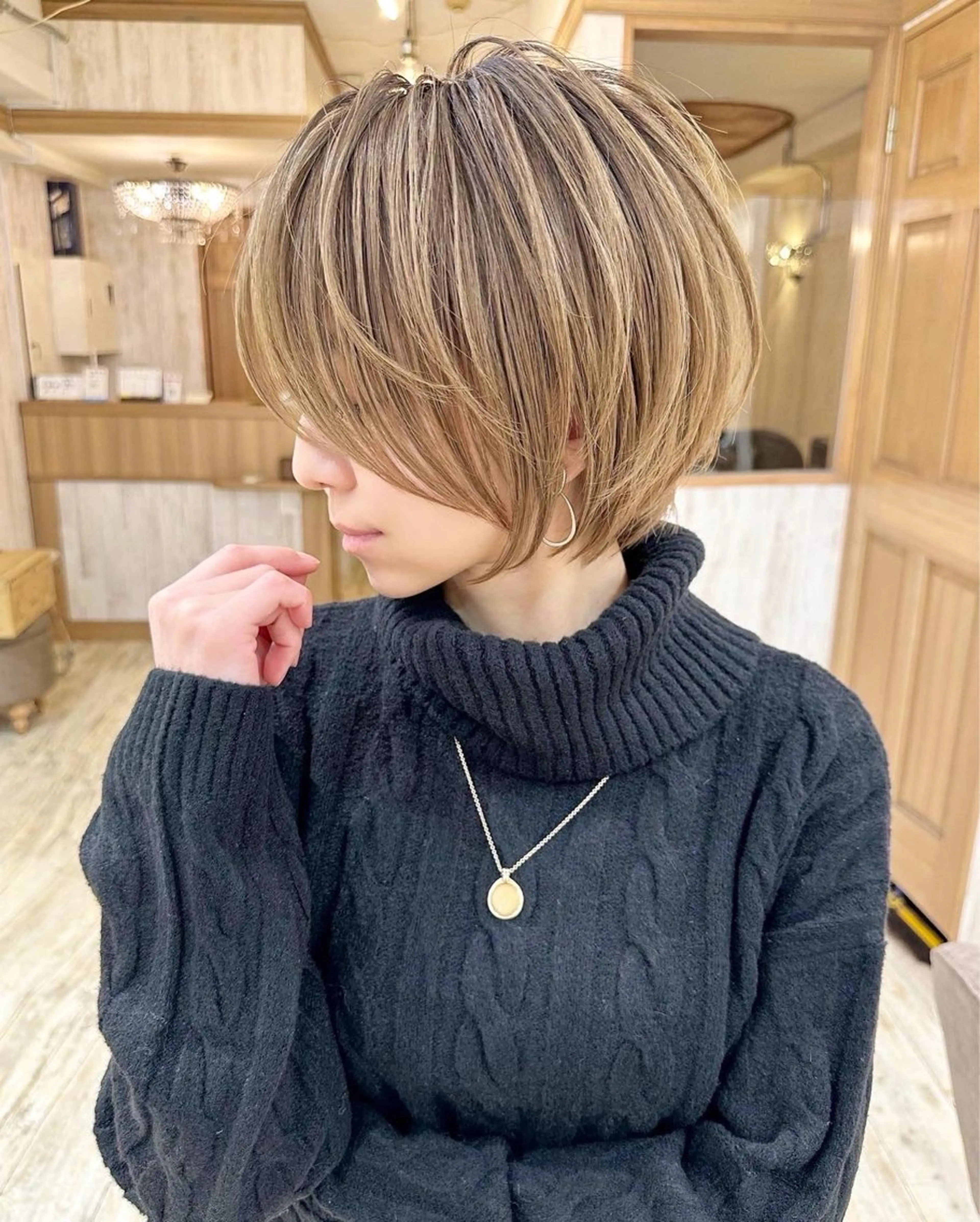 ショート カット ヘアカラー トリートメント 天方 児太郎のヘアスタイル