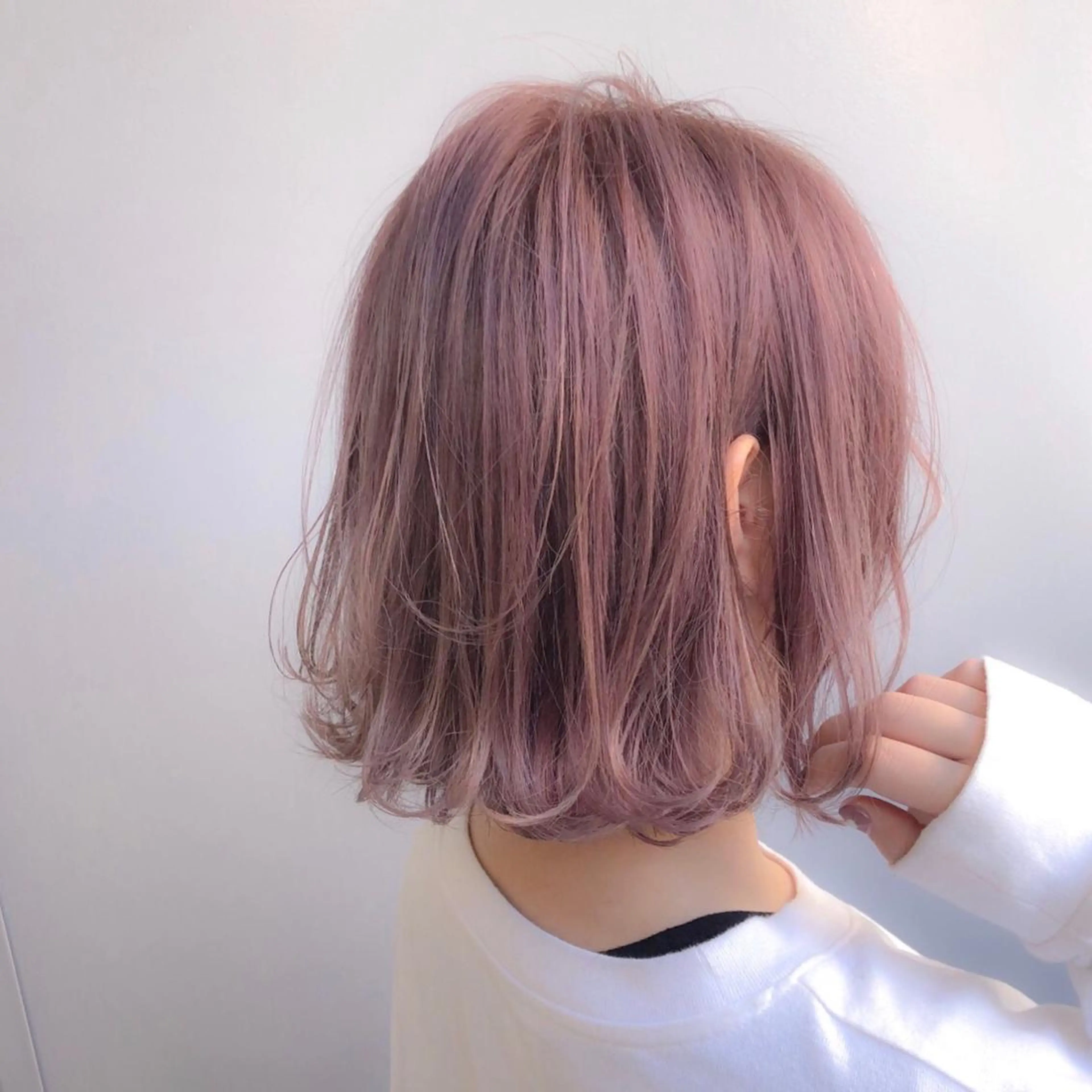 ミディアム カラー ピンクカラー ピンクパープル パープルカラー 透明感カラー🤍 Kaitoのヘアスタイル