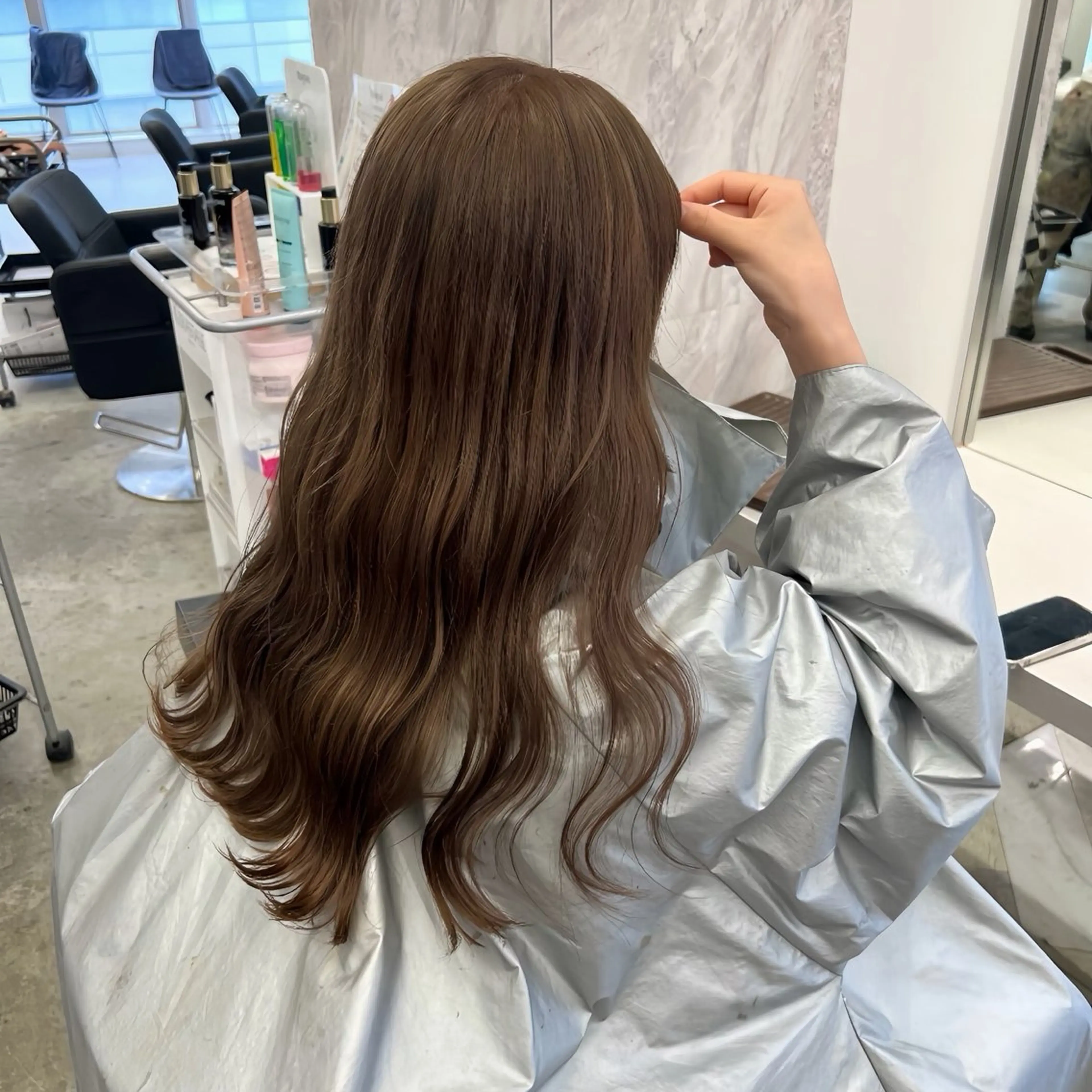 ロング カラー カット ヘアカラー トリートメント EIGHT　樹梨 ／韓国ヘア🩶のヘアスタイル