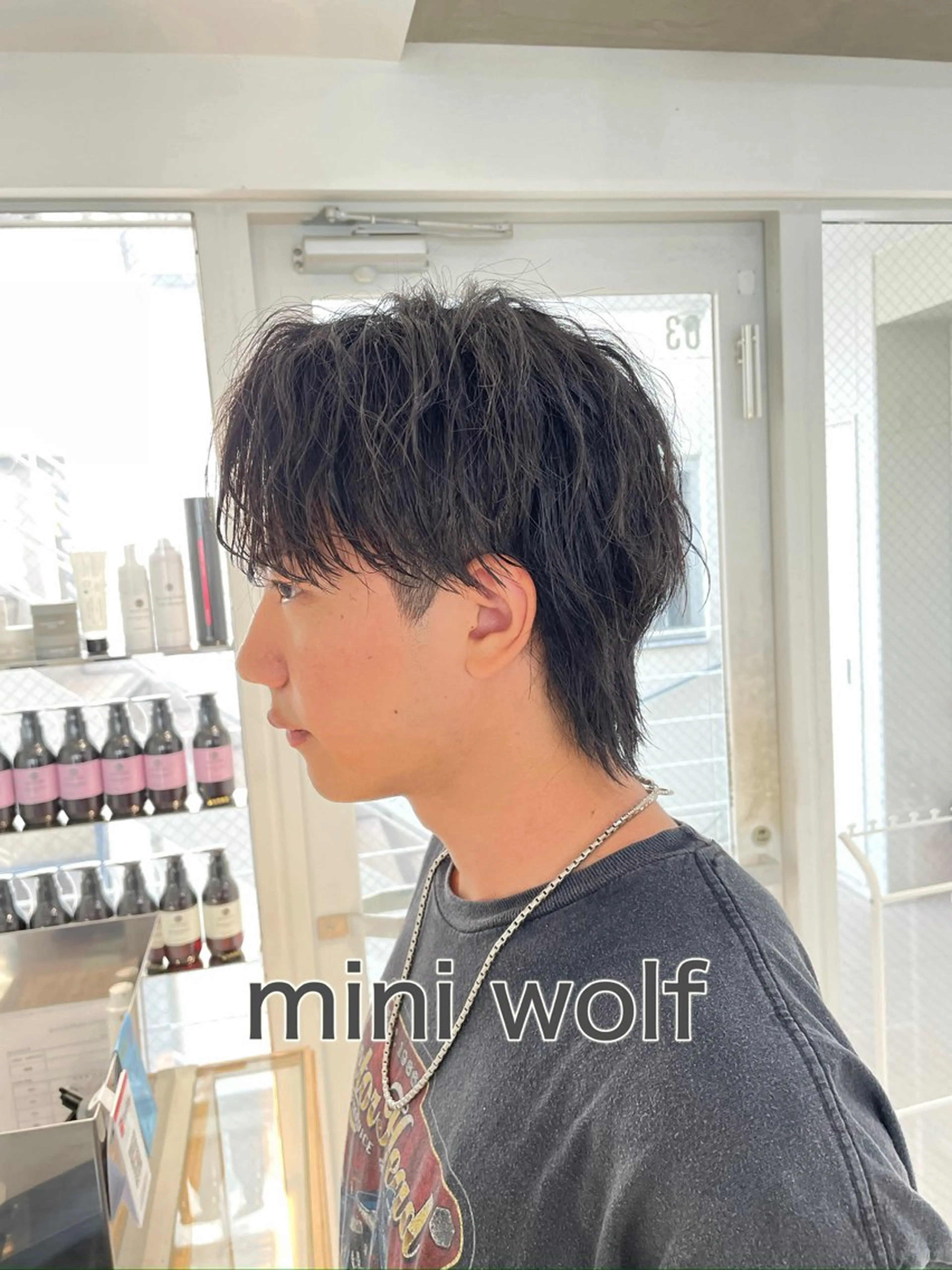 ショート ヘアアレンジ メンズ メンズパーマ メンズウルフカット ウルフカット カット トリートメント ヘッドスパ ヘアセット 艶髪✨寒色カラー✨ 翁長孝輔のヘアスタイル