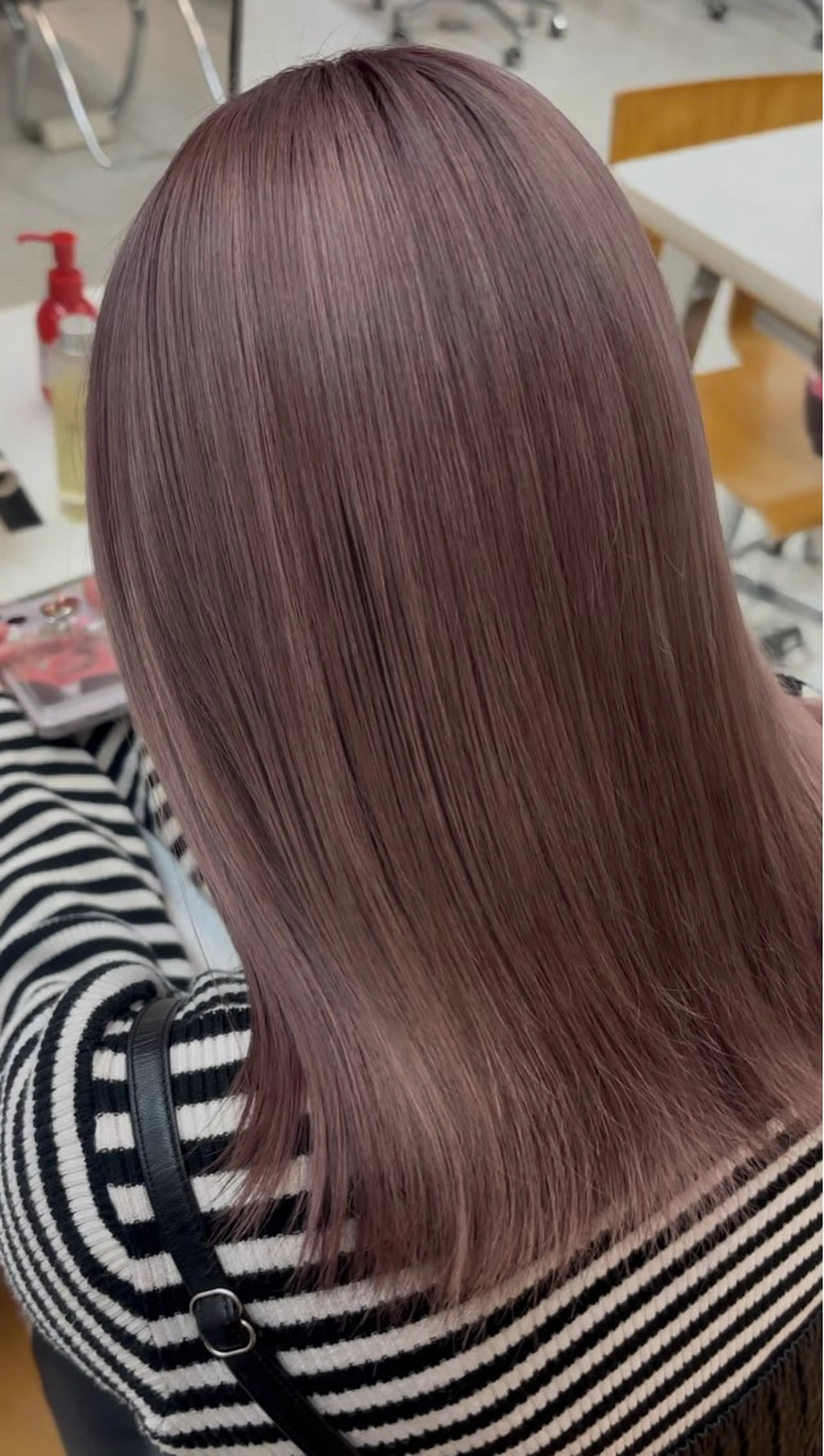 セミロング カラー 透明感カラー 韓国風ヘア ヘアカラー 艶髪/透明感カラー /韓国ヘア/きょんのヘアスタイル