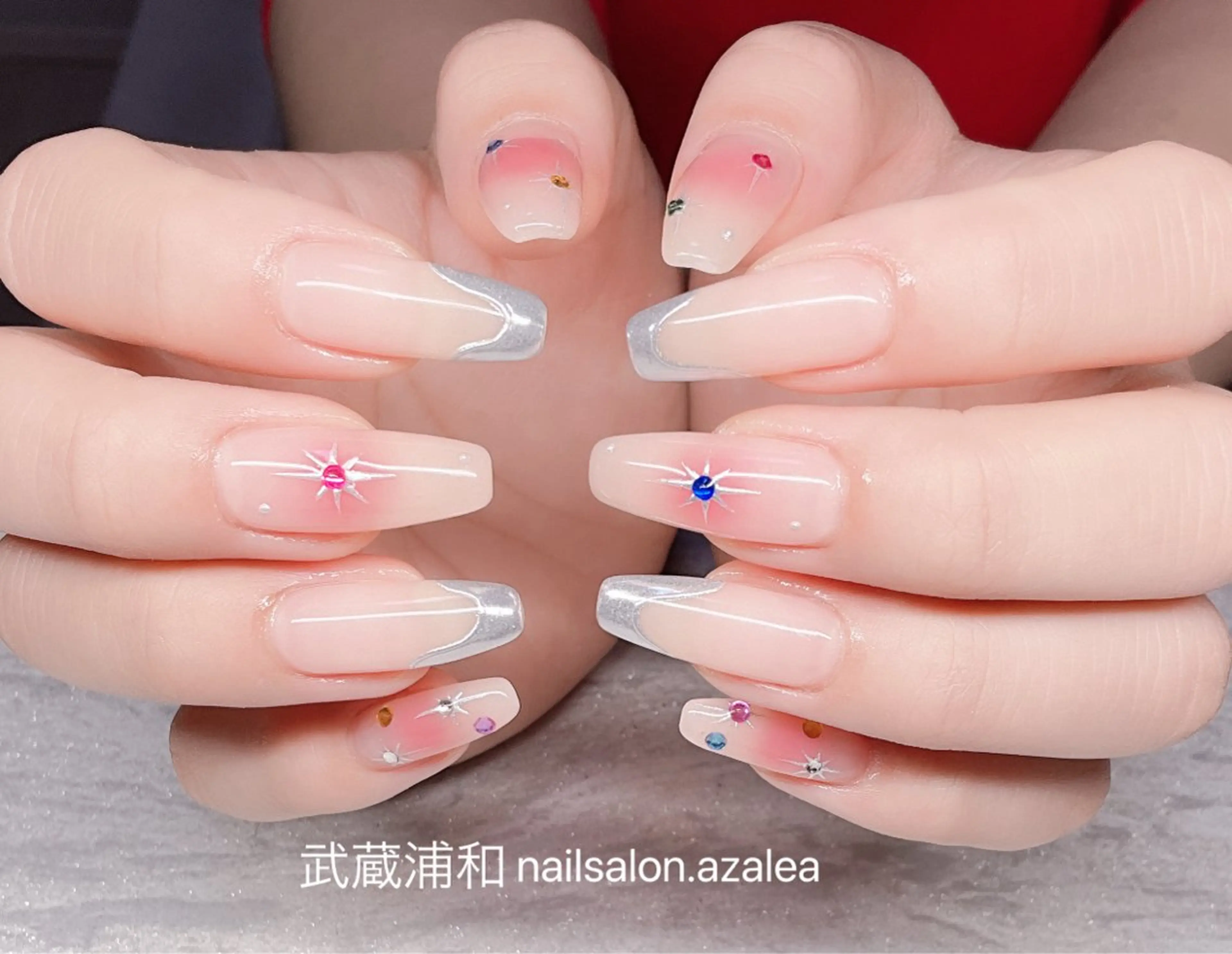 ネイル ハンドネイル R inのネイルデザイン