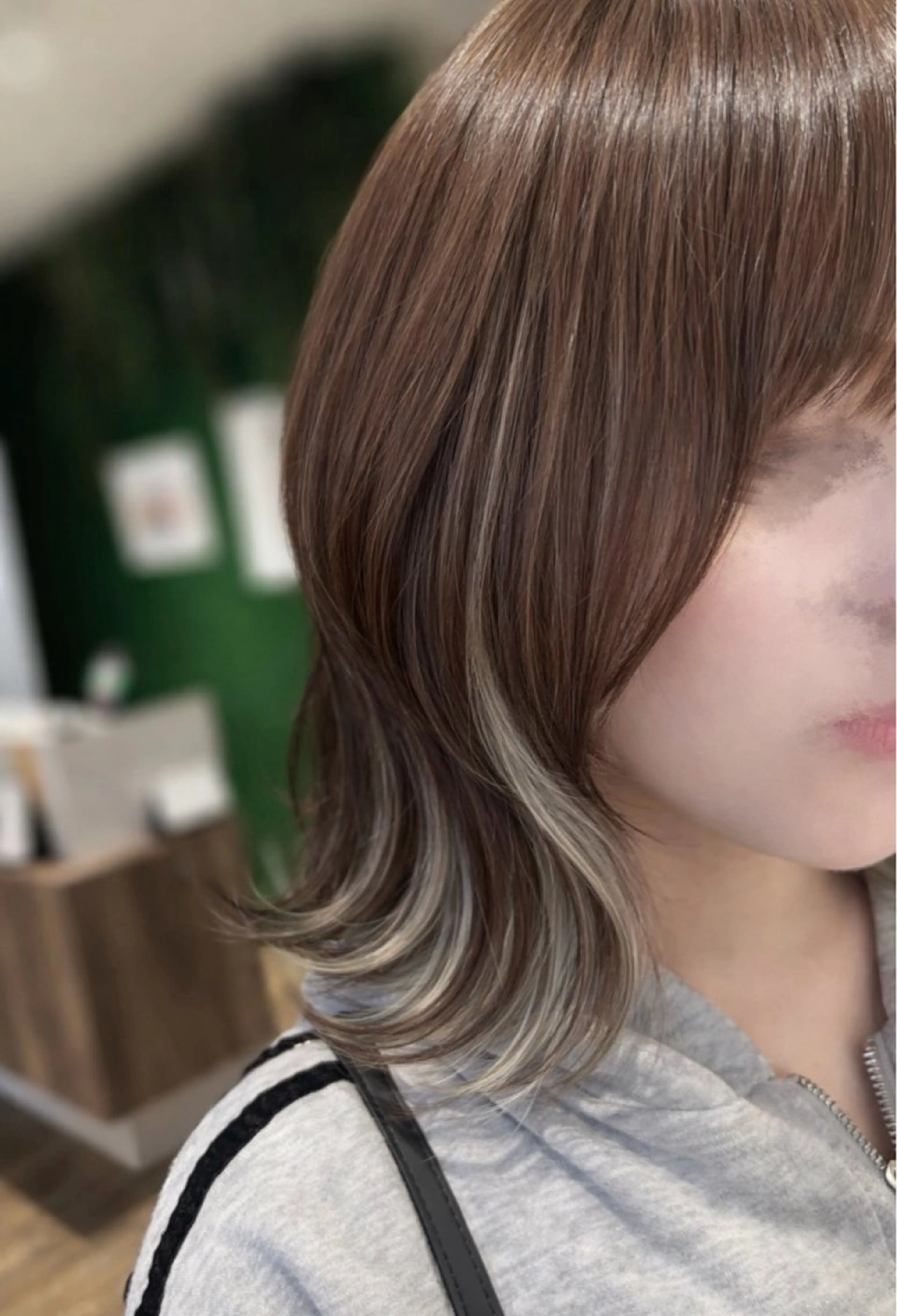 ミディアム カラー ブリーチ インナーカラー ヘアカラー RYU/メンズ /センターパートのヘアスタイル