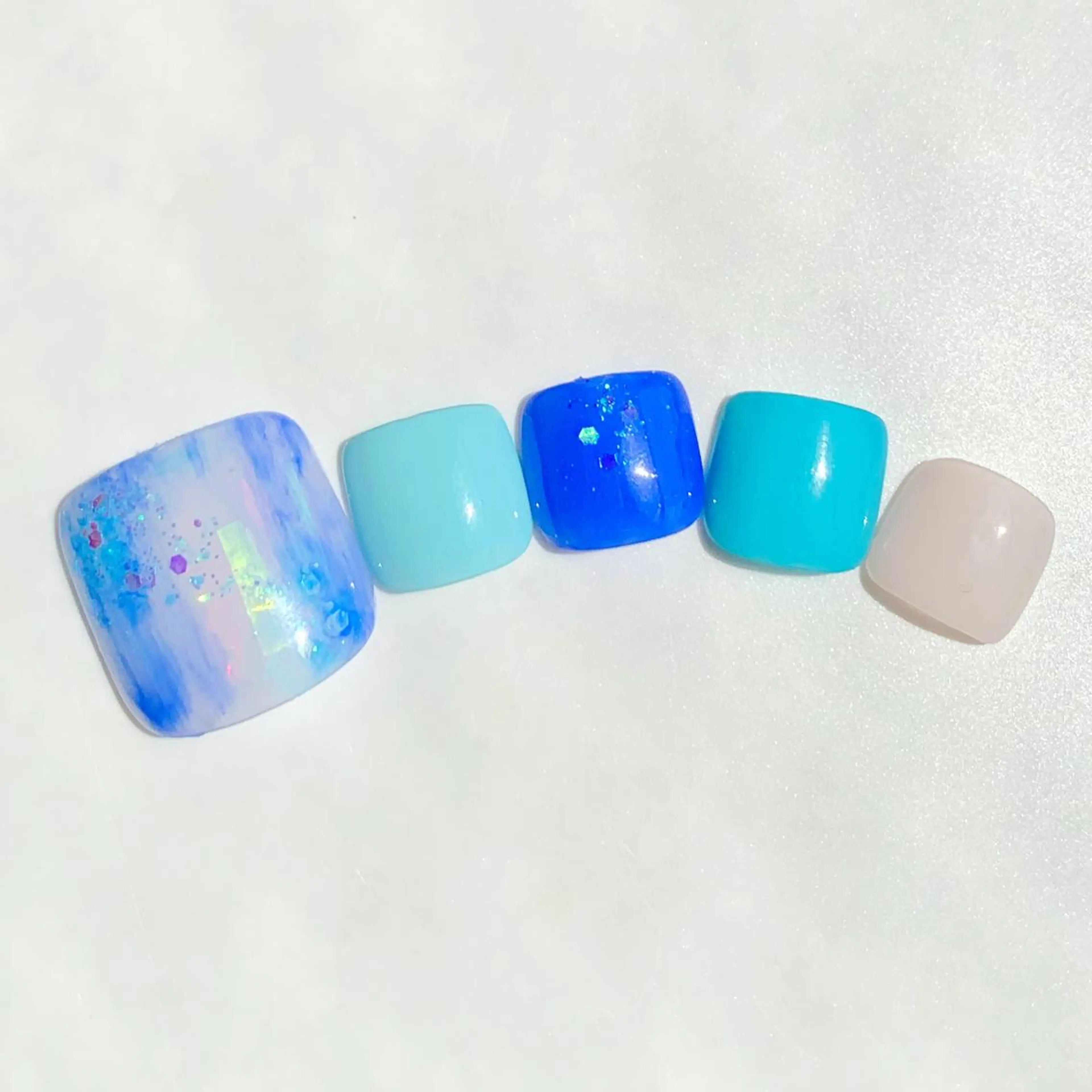 ネイル glossnail MIKIのネイルデザイン