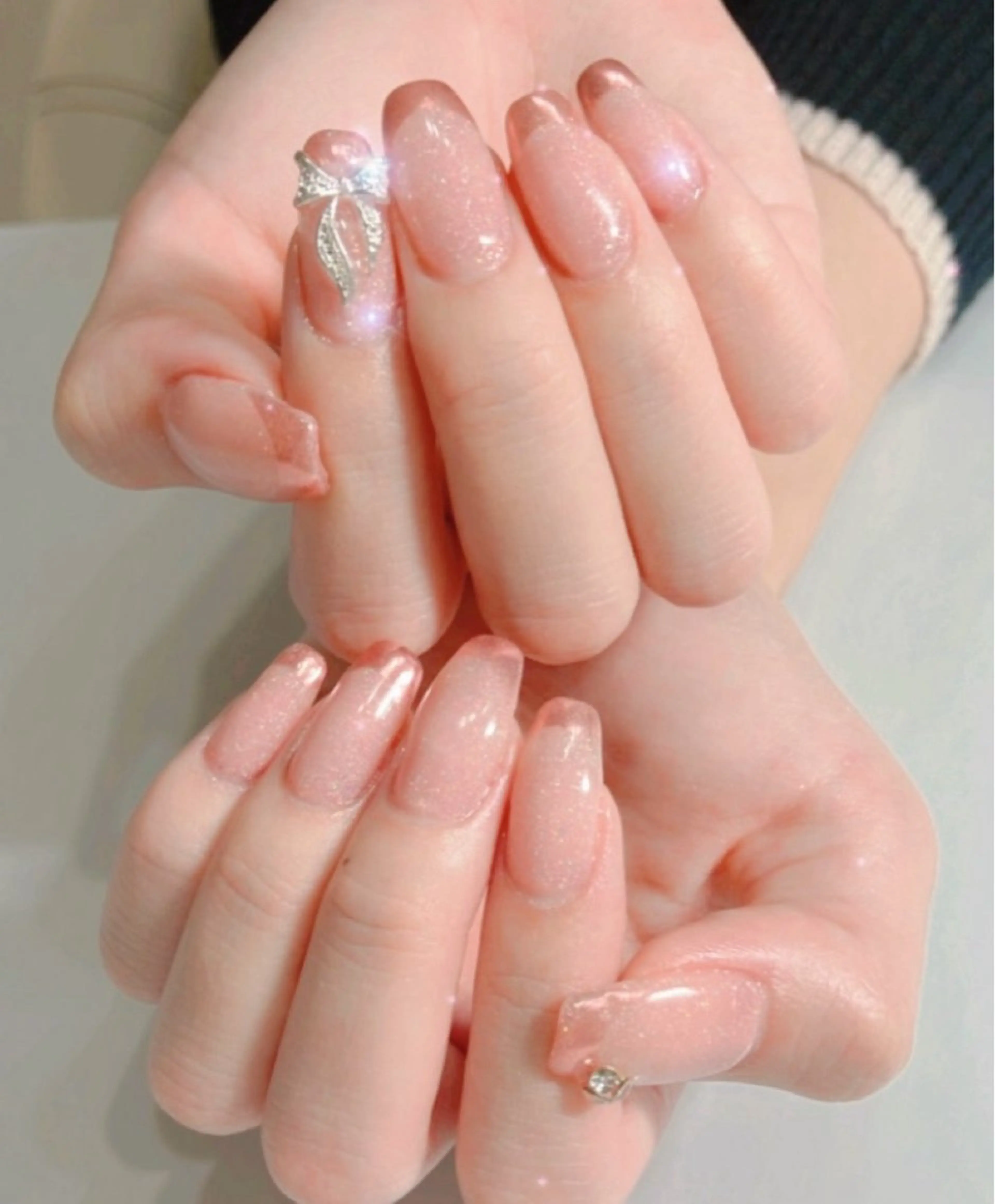 ネイル ミラーネイル リボン スカルプネイル エムネイル サロンのネイルデザイン