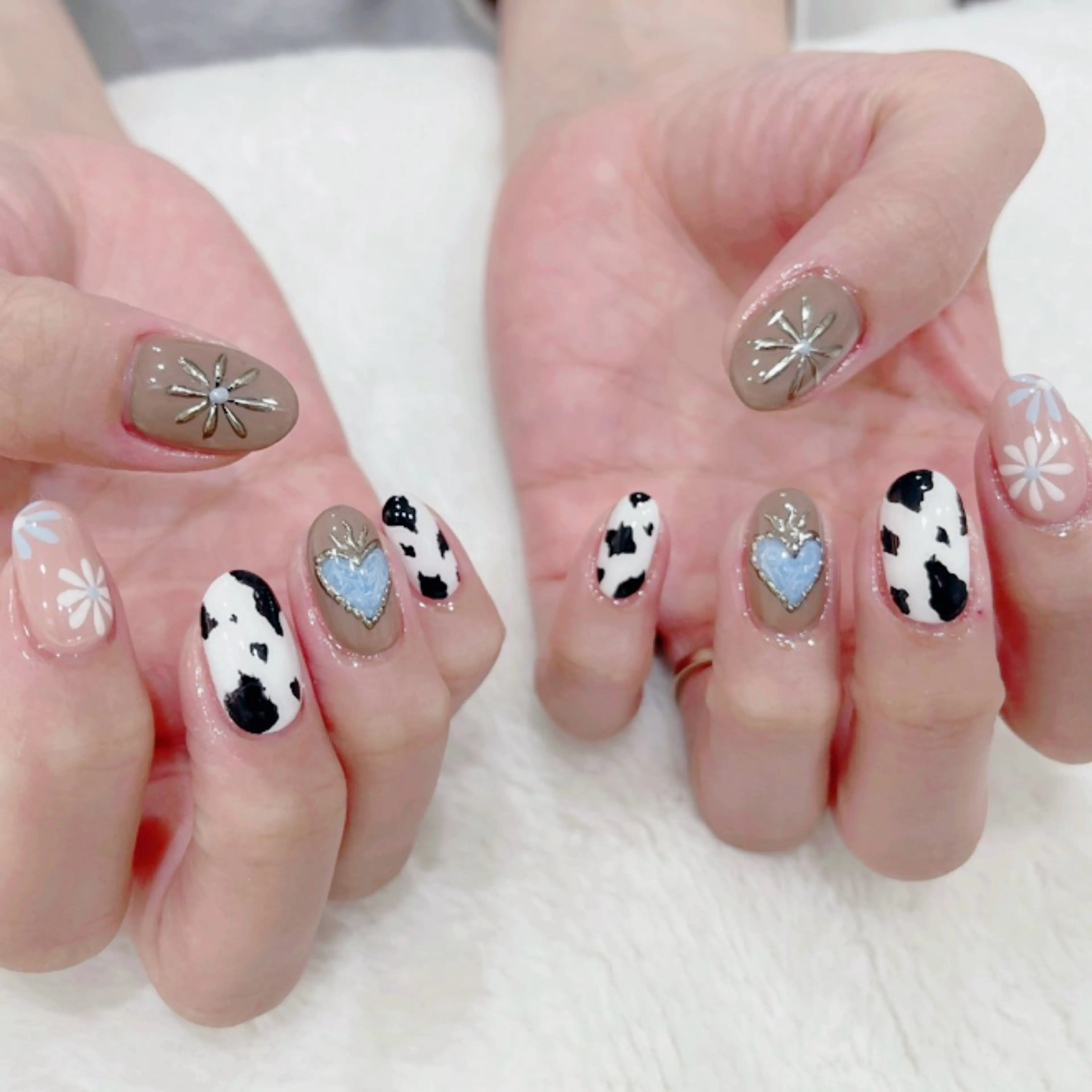 ネイル GLANDOLL MIKUのネイルデザイン