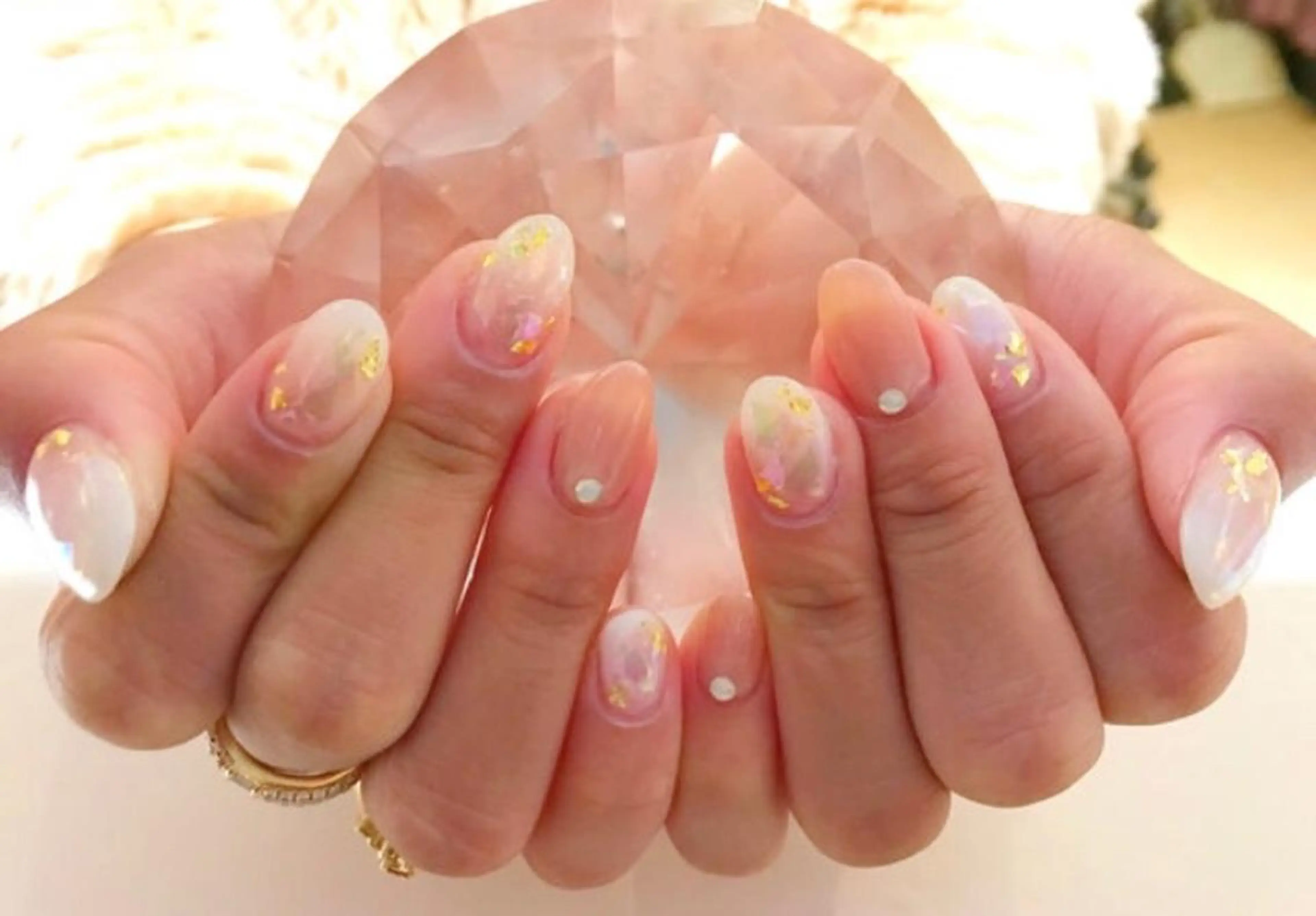 ネイル ジェルネイル YUN 💅のネイルデザイン