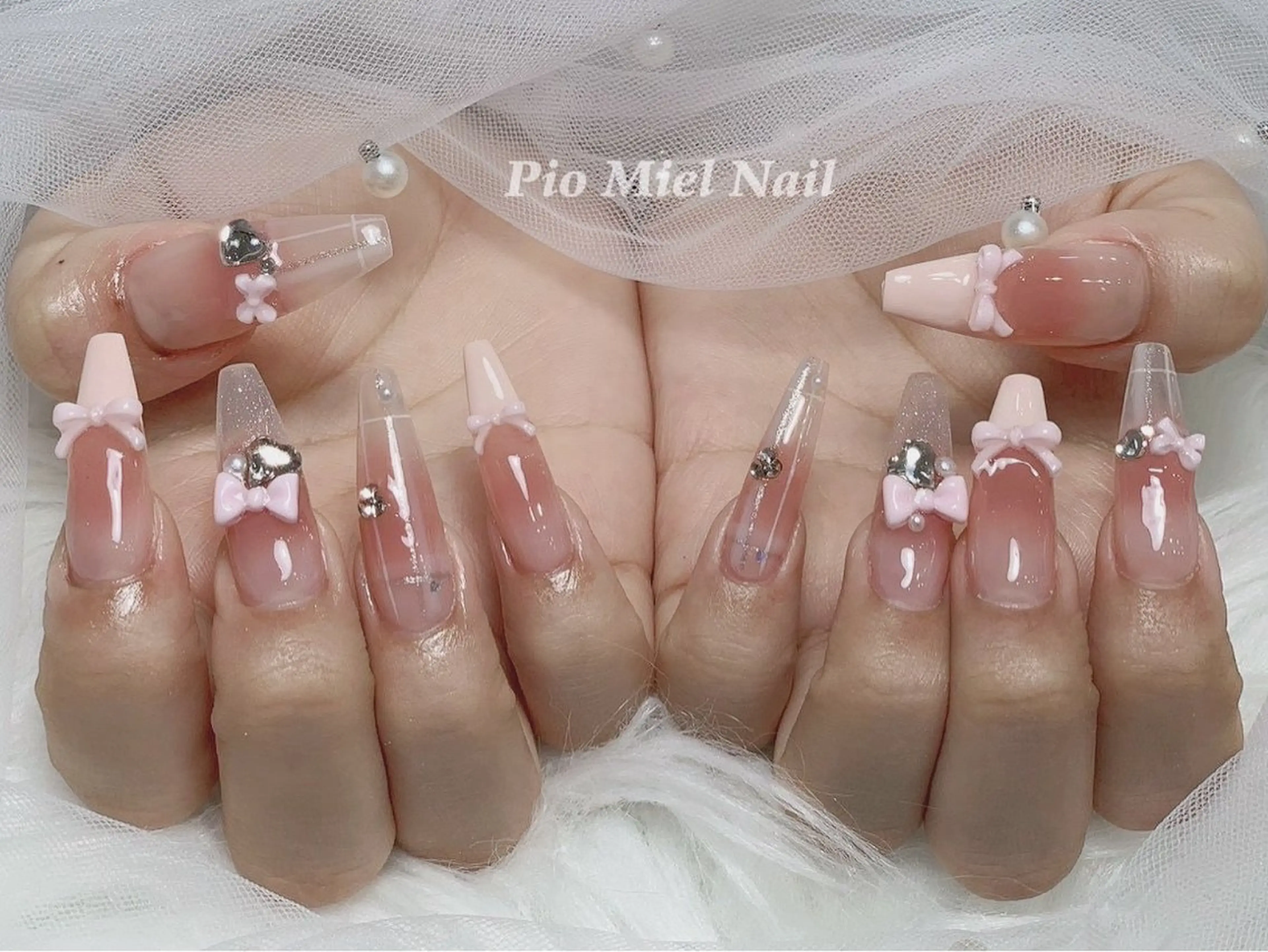 ネイル ハンドネイル HANA 長さだしのネイルデザイン