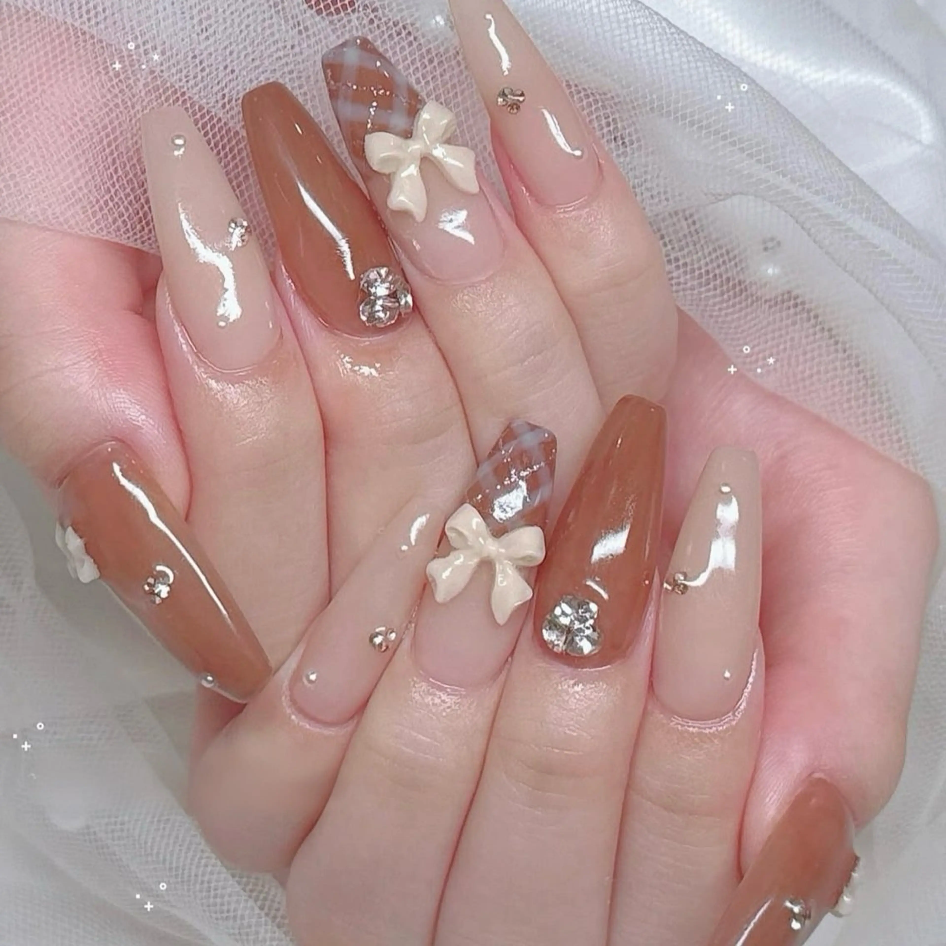 メンズ ネイル メンズ韓国風 アートネイル フレンチネイル ジェルネイル キラキラネイル ハンドネイル Bloom スカルプ専門店のネイルデザイン