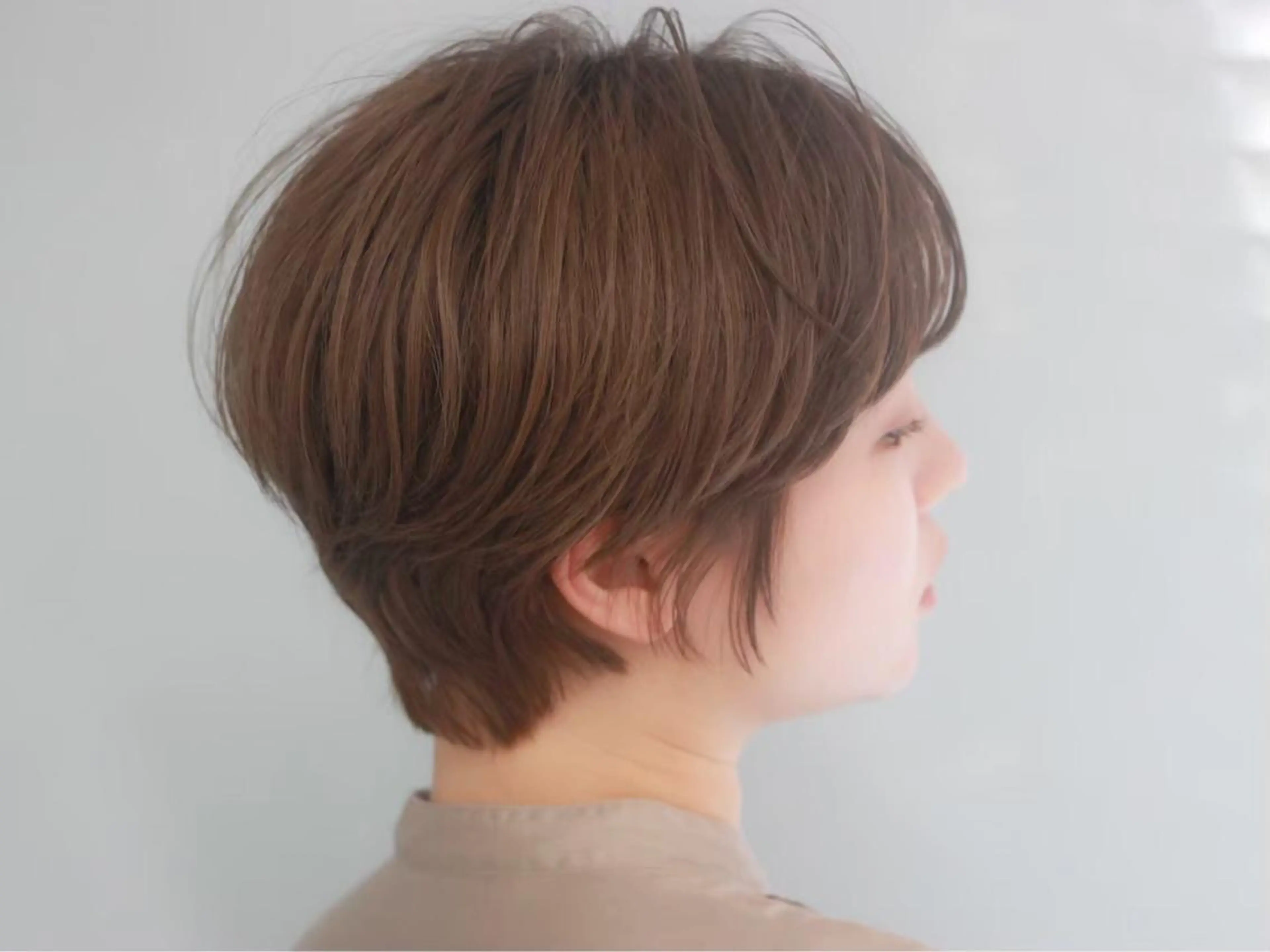 ショート カット 🌸 飯野 舞桜のヘアスタイル